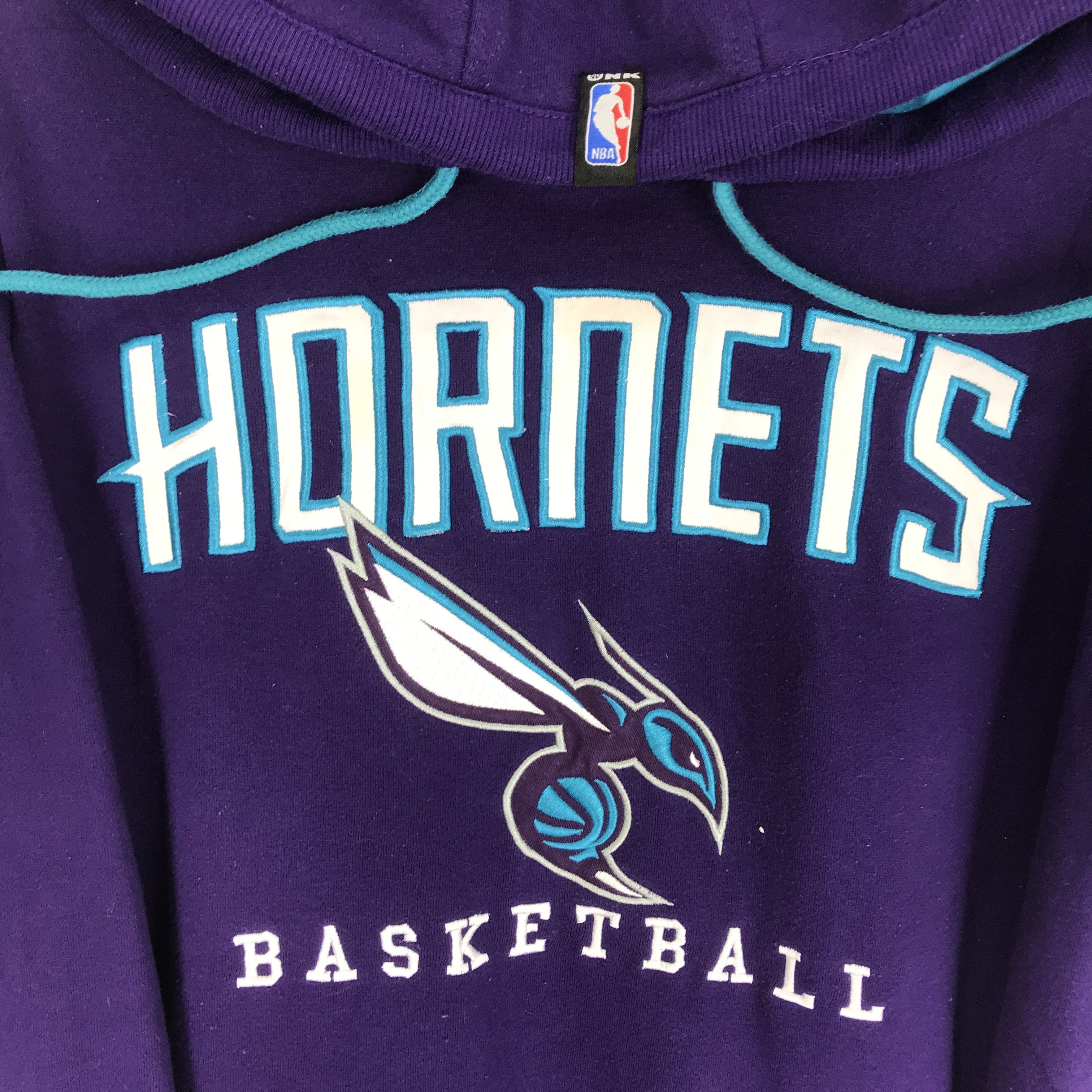 NBA Vintage Charlotte Hornets Sweater 54 Size US XXL / EU 58 / 5 - 4 Thumbnail