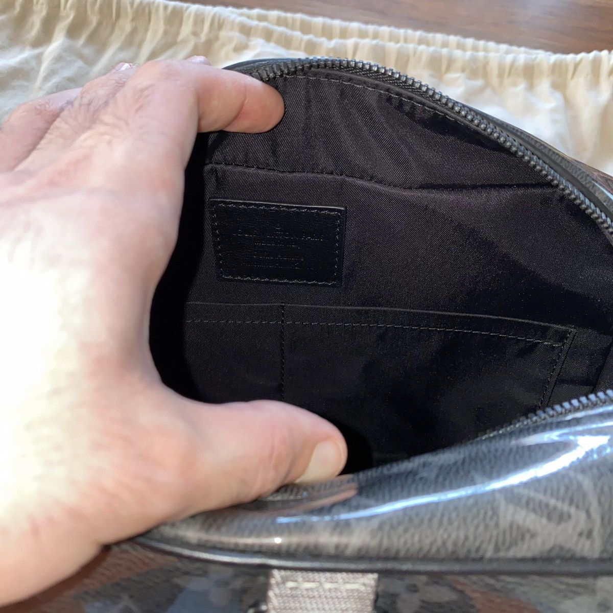 Louis Vuitton 1 of 1 Runway FW18 Black Glaze Camera Bag Size ONE SIZE - 14 Thumbnail