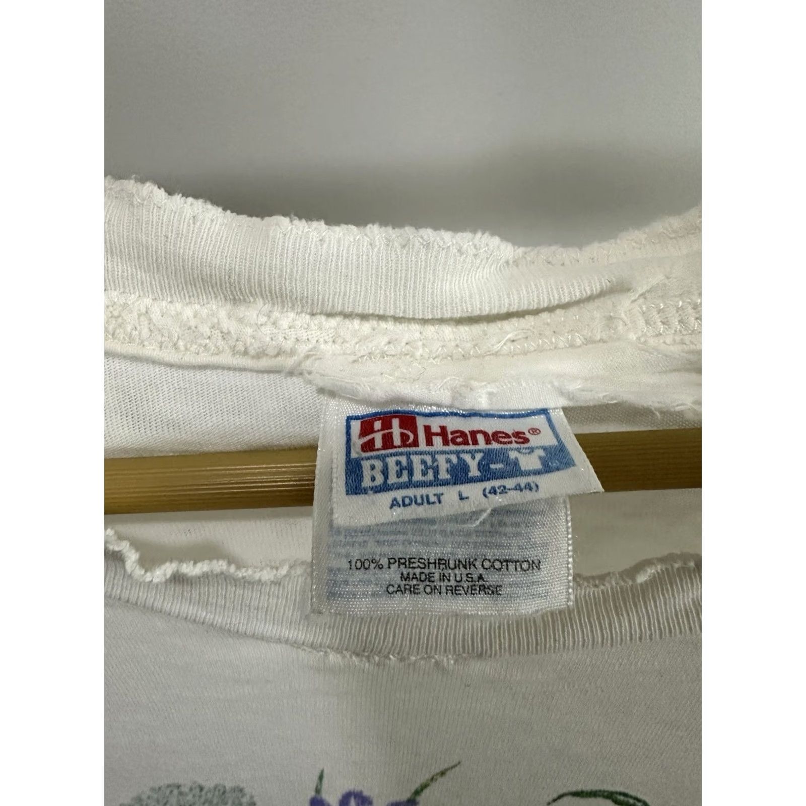 Hanes VTG 90s Wildflower Thrashed Worn Thin Cotton Beautiful Alteration T-Shirt L White Hanes Shirt Men Size L Womens Mens Girls Boys Size US L / EU 52-54 / 3 - 2 Thumbnail