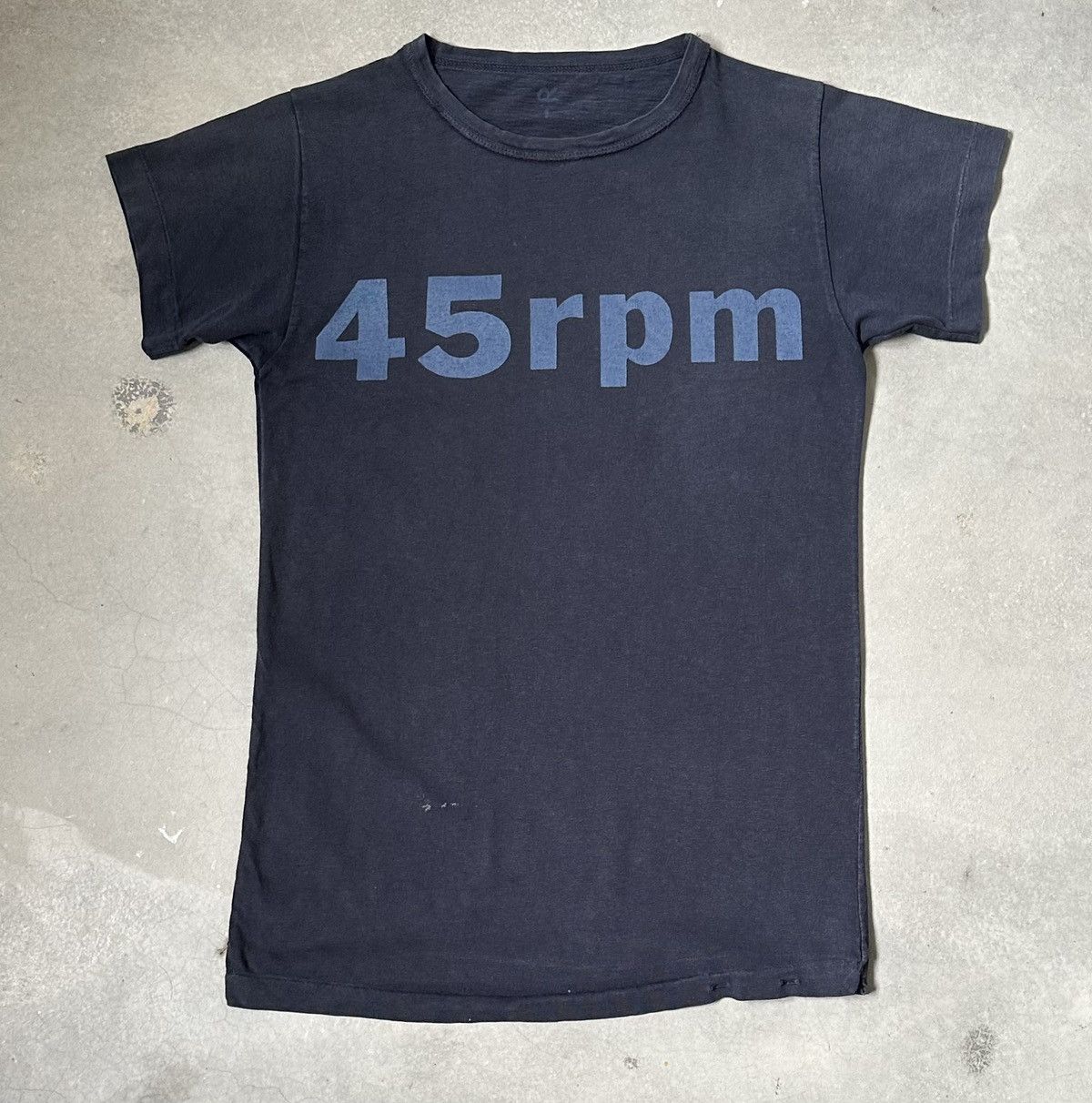 45rpm VINTAGE 45 RPM LOGO TEE Size US S / EU 44-46 / 1 - 1 Thumbnail