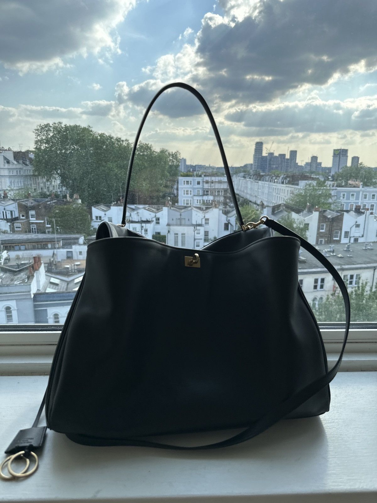 image of Balenciaga Rodeo Large in Black, Women's
