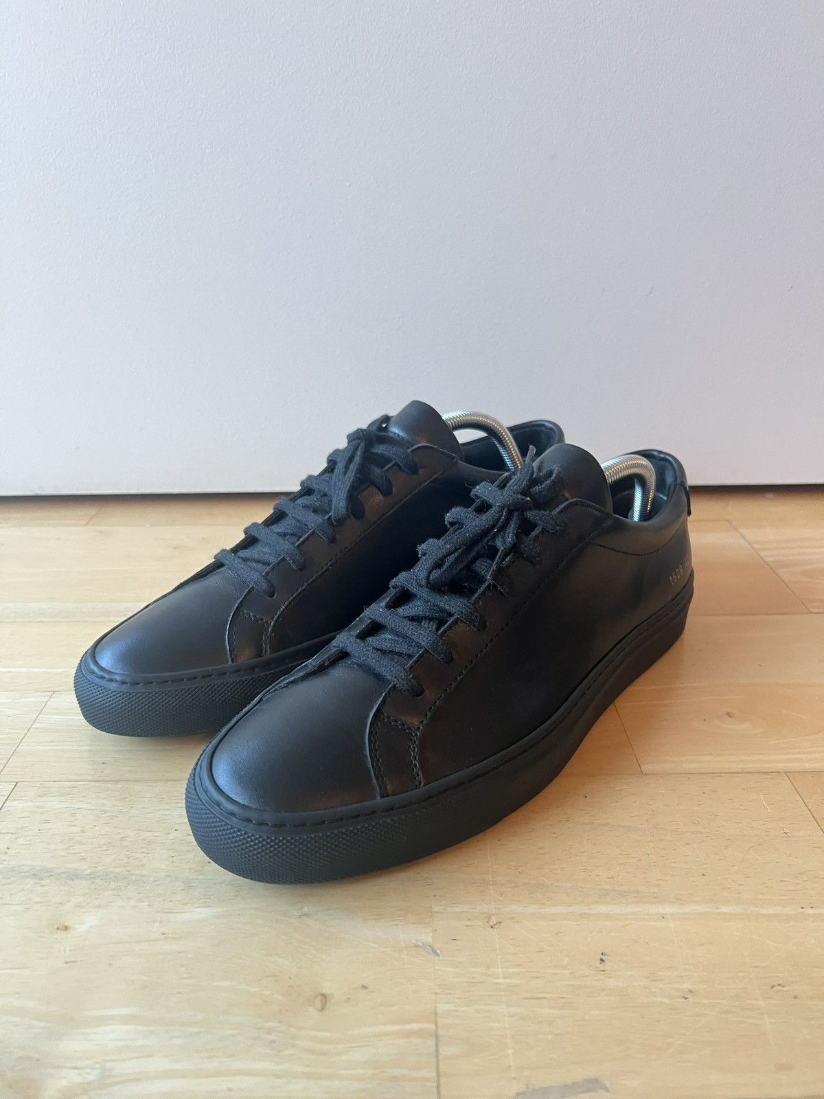 Common Projects Achilles sz40 Black Low Sneakers