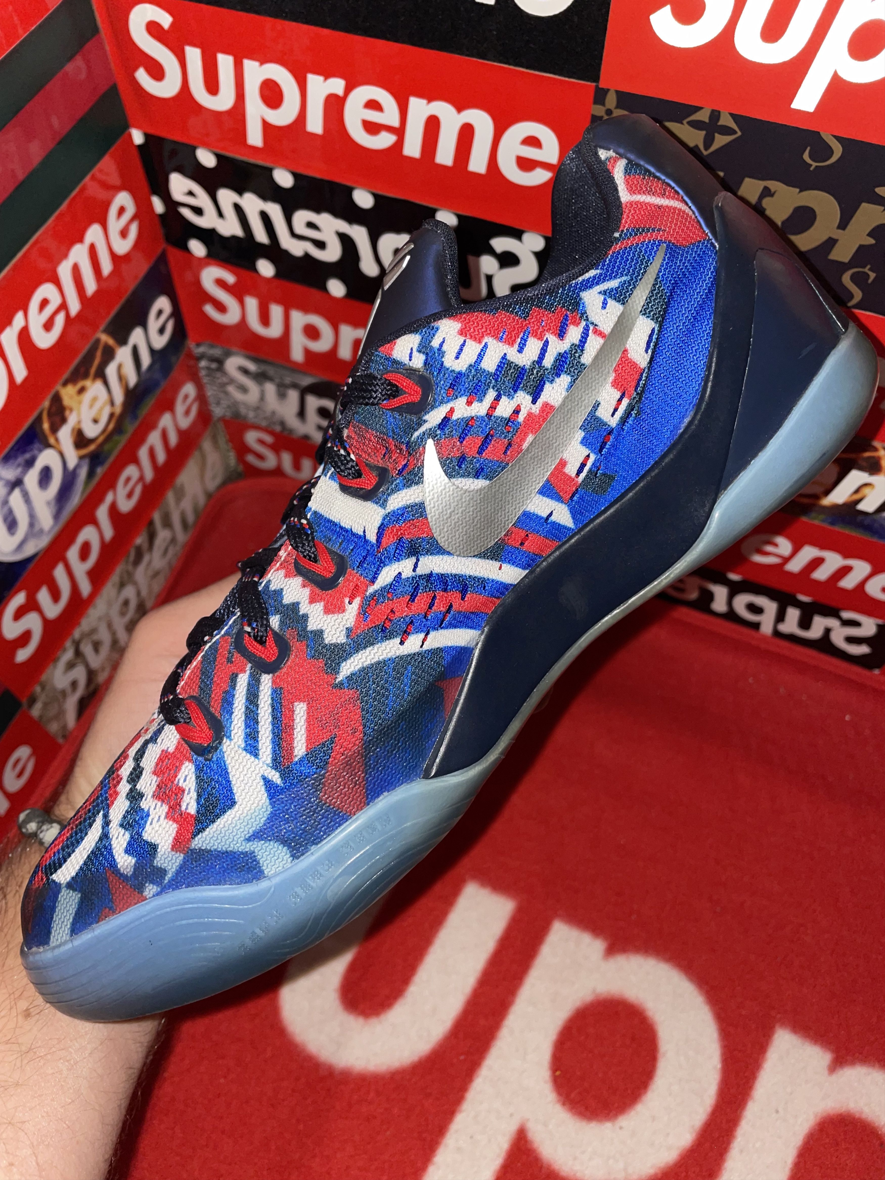 Nike Nike Kobe 9 EM GS 'Independence Day' 653593-100 size 6y Size US 6 / EU 39 - 9 Thumbnail