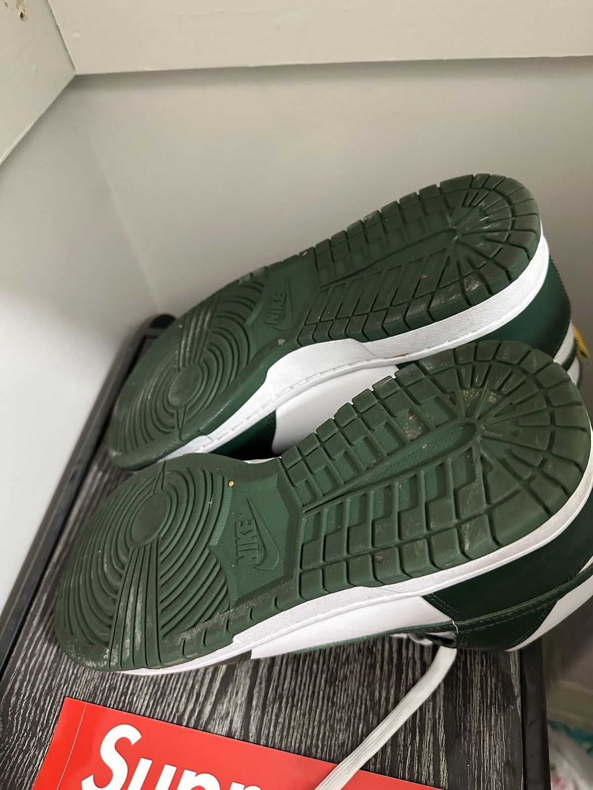 Nike Nike Dunk Australia Green / White Size US 9 / EU 42 - 4 Thumbnail