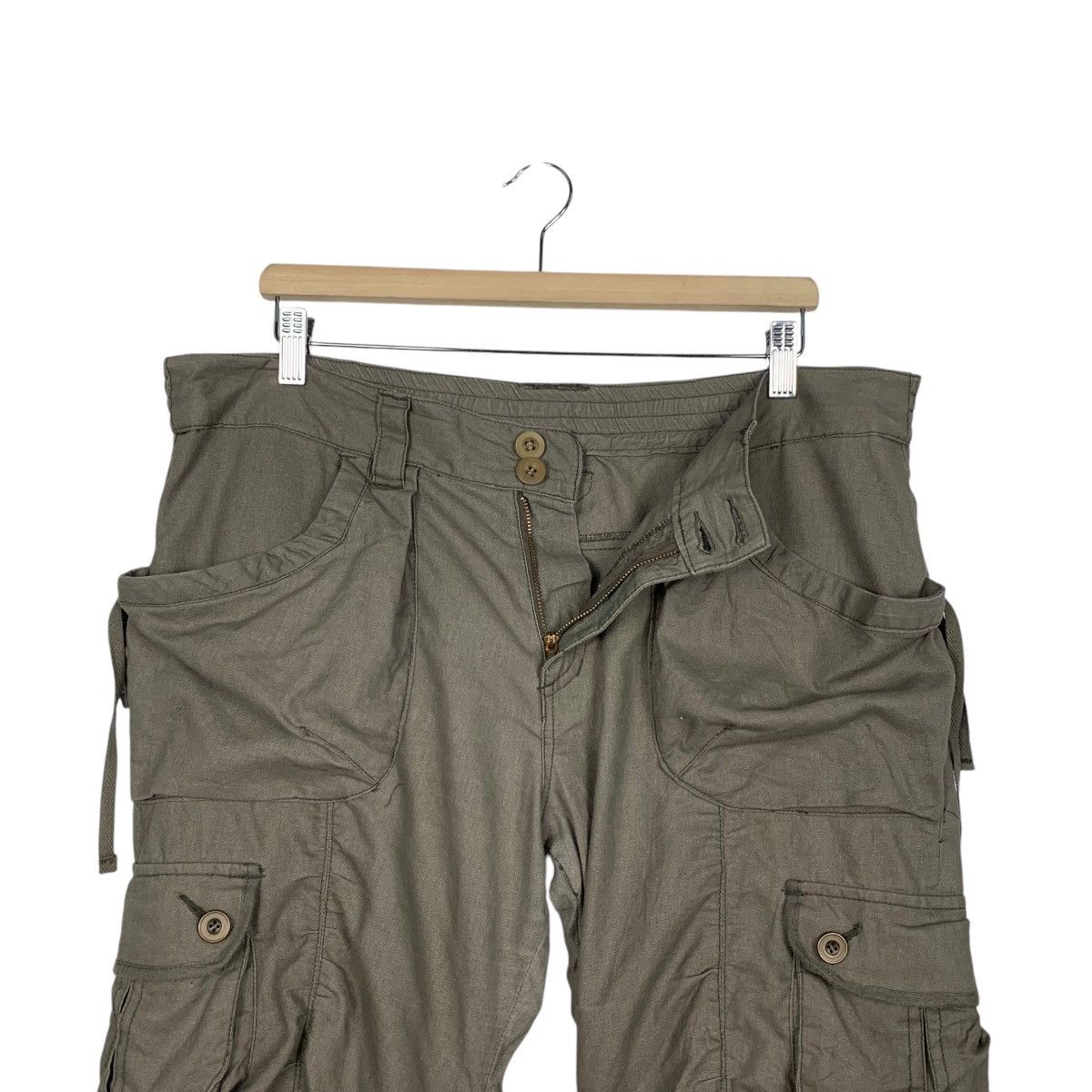 Japanese Brand Bondage 3 Quarters Cargo Pant #2028-C88 Size 36" / US 14 / IT 50 - 12 Thumbnail