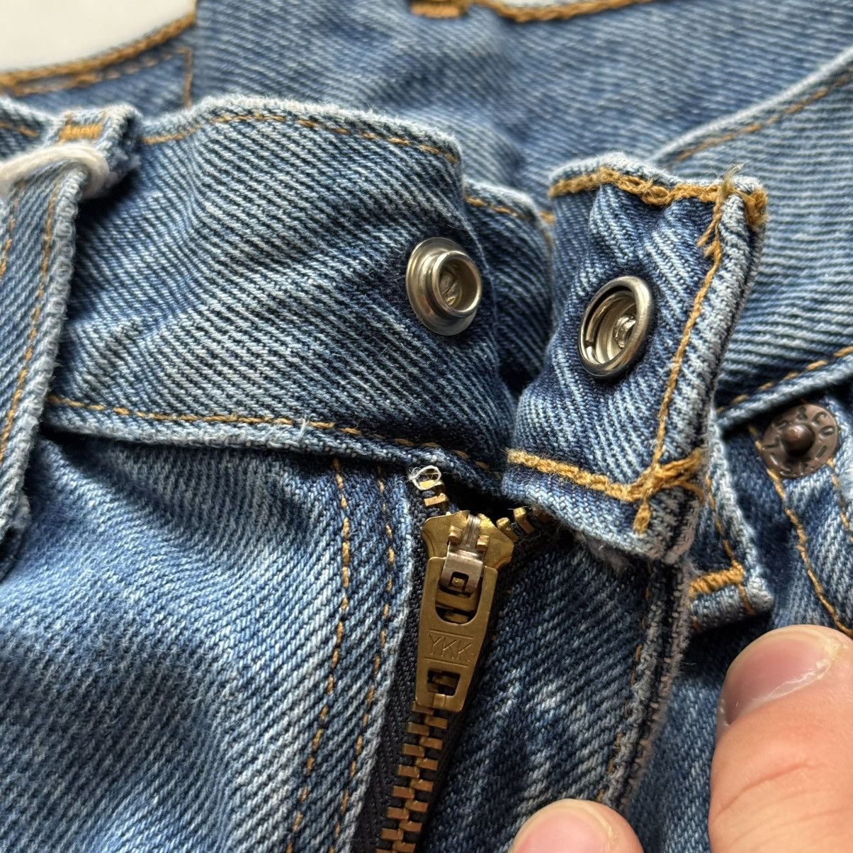 Levi's Vintage Clothing Levi’s 550 Slim Fit Jeans Youth Girls – Size 14 Medium Wash Size 36" / US 14 / IT 50 - 13 Thumbnail