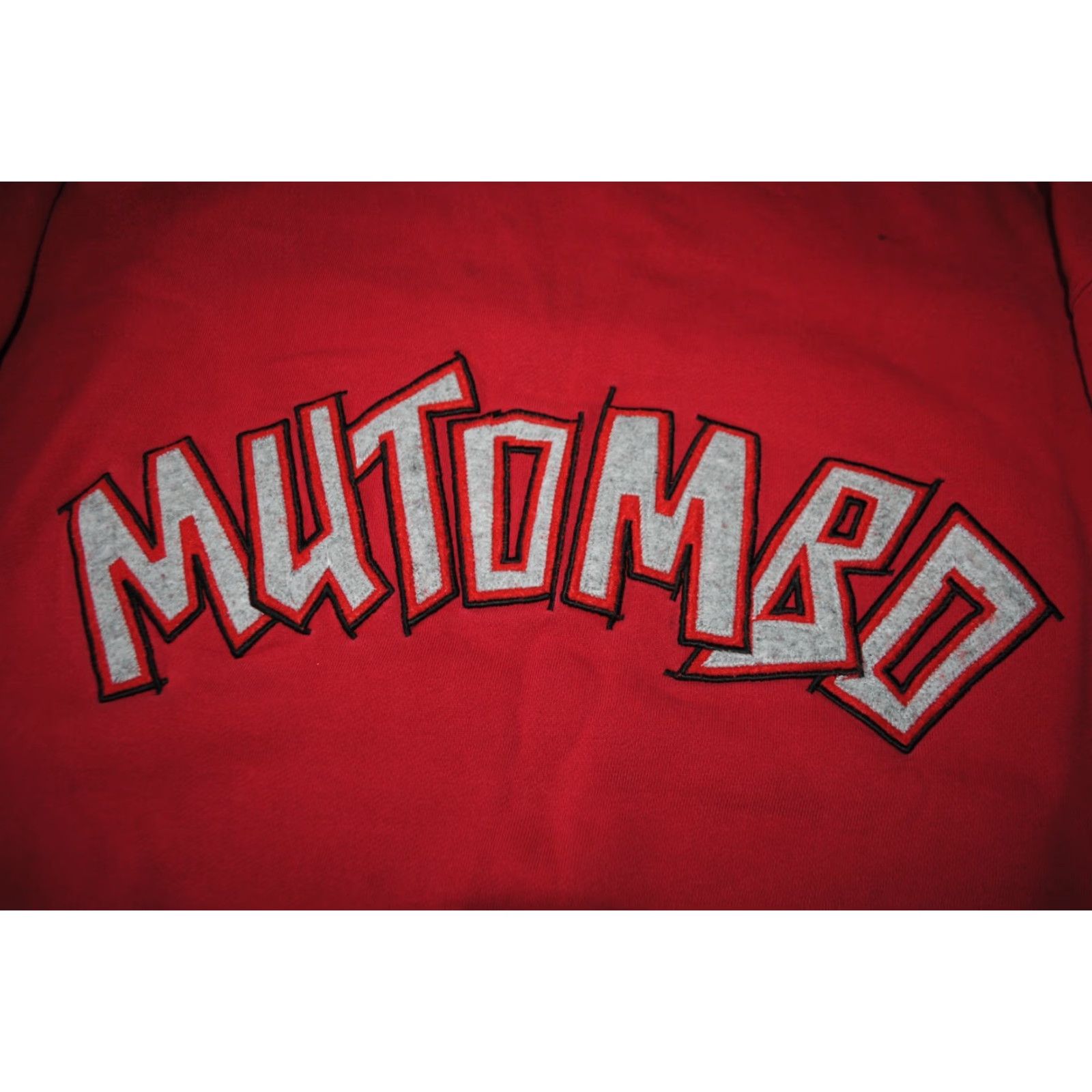 Adidas RARE VINTAGE NBA DIKEMBE MUTOMBO #55 ADIDAS SWEATSHIRT 90s SIZE MENS RED MEDIUM Sweatshirt Mens Size M Red 90s NBA DIKEMBE MUTOMBO adidas Size US M / EU 48-50 / 2 - 3 Thumbnail