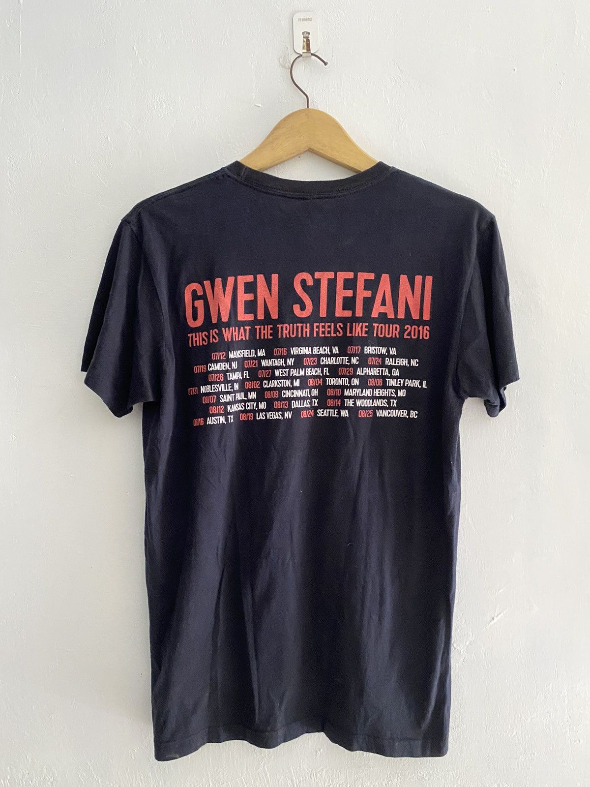 Band Tees × Vintage Gwen Stefani tour 2016 tee Size US M / EU 48-50 / 2 - 2 Thumbnail