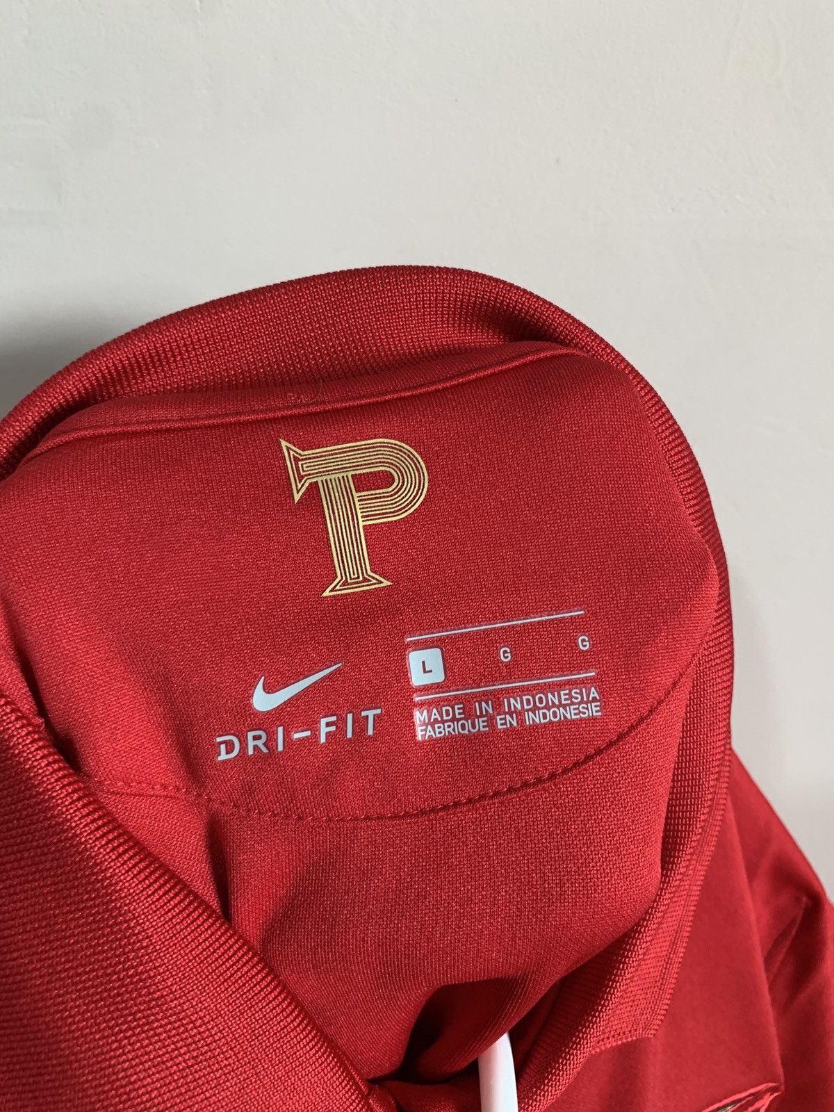 Nike Womens Portugal Home Football Shirt Nike Soccer Jersey Sz L Size L / US 10 / IT 46 - 8 Thumbnail