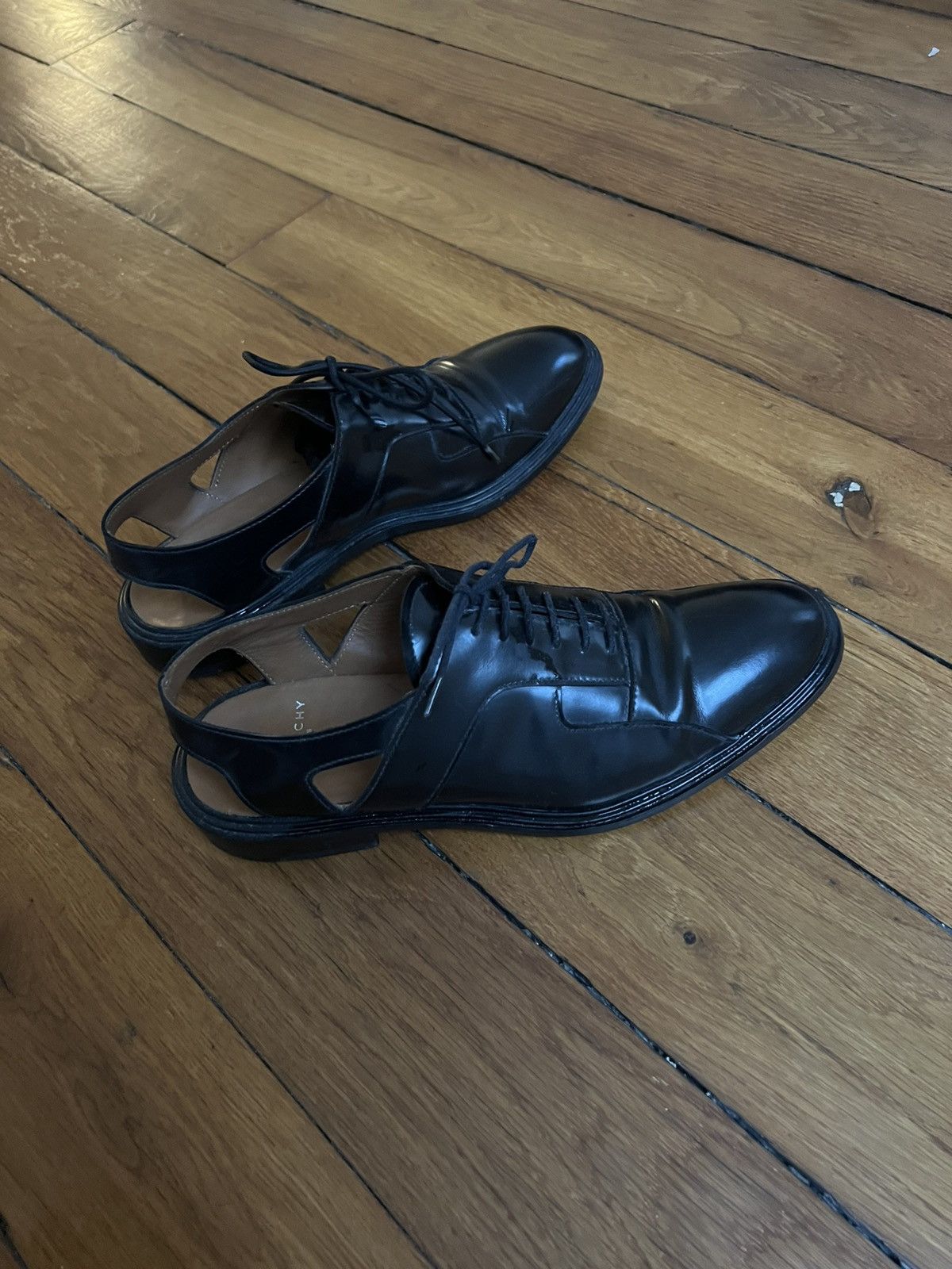 Givenchy Givenchy Black Open Leather Shoes Size US 7 / EU 40 - 2 Thumbnail