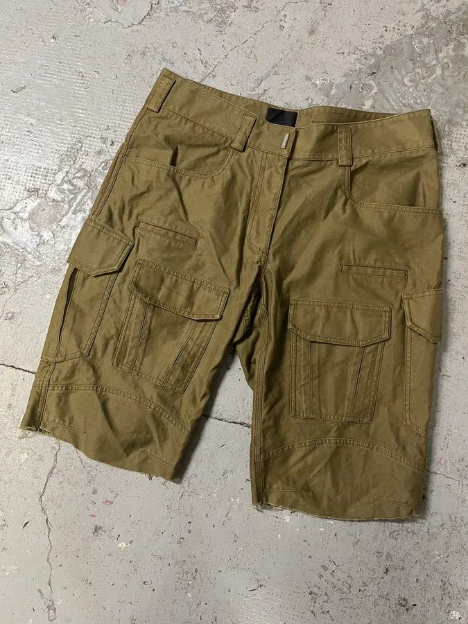Givenchy × Vintage SS2023 Givenchy Olive Cargo Bermuda Shorts Size US 34 / EU 50 - 5 Thumbnail