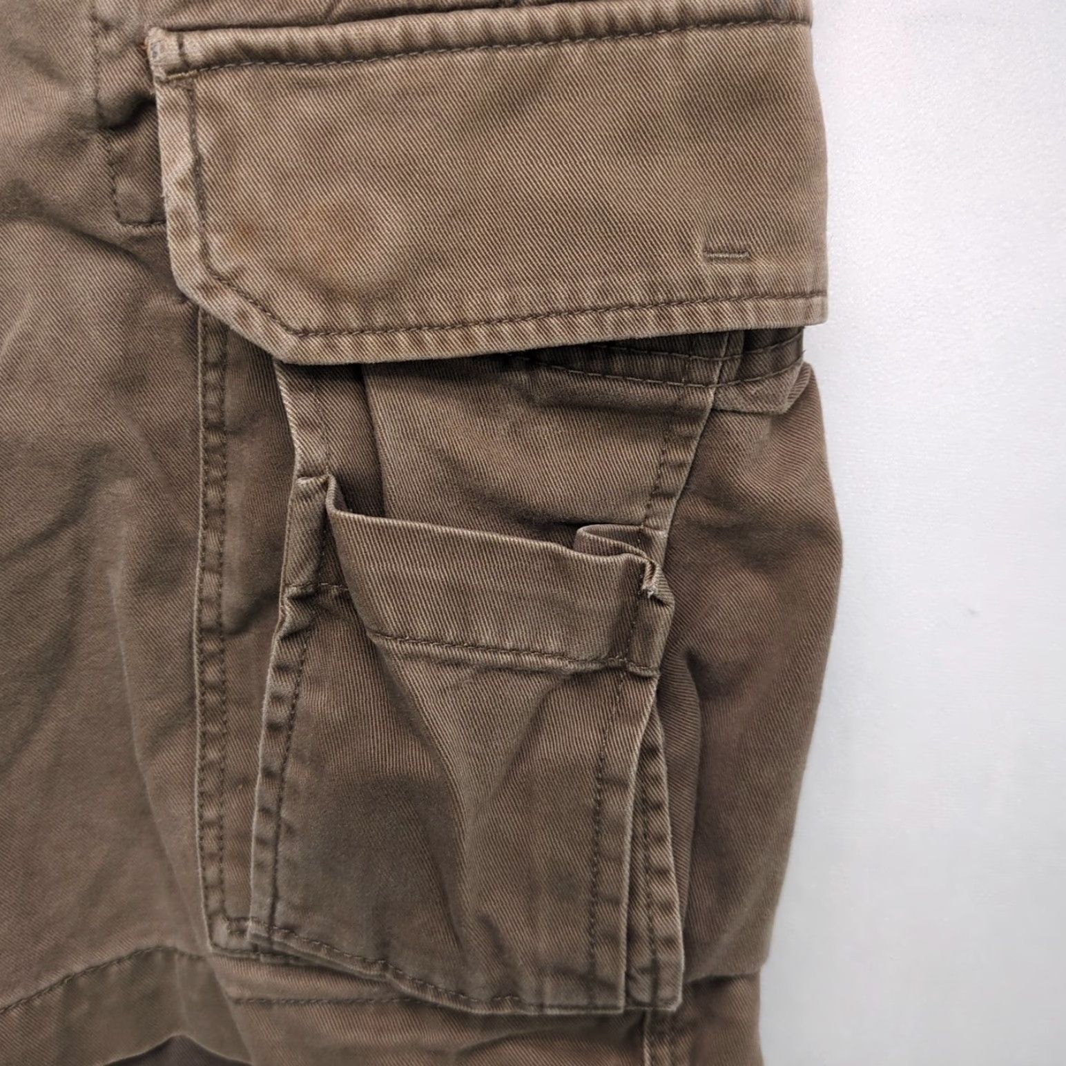 Banana Republic Banana Republic Cargo Shorts Brown Classic Fit Men 33 Cargo Shorts Brown Classic Fit Men Size 33 Brown Solid Cotton Men’s 33 Mens Size US 33 - 5 Thumbnail