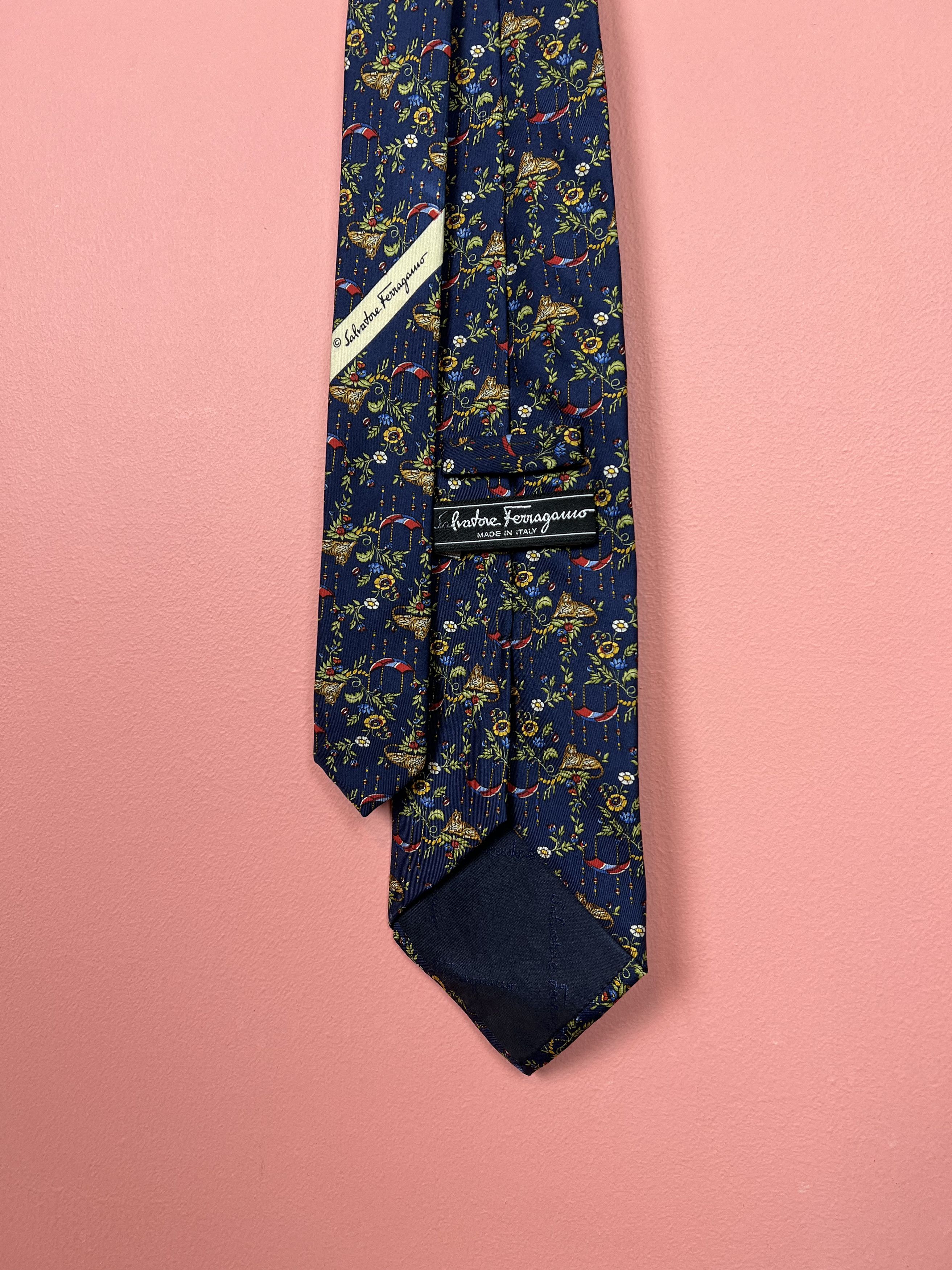 Salvatore Ferragamo Salvatore Ferragamo tie silk vintage rare Italy design Size ONE SIZE - 4 Thumbnail