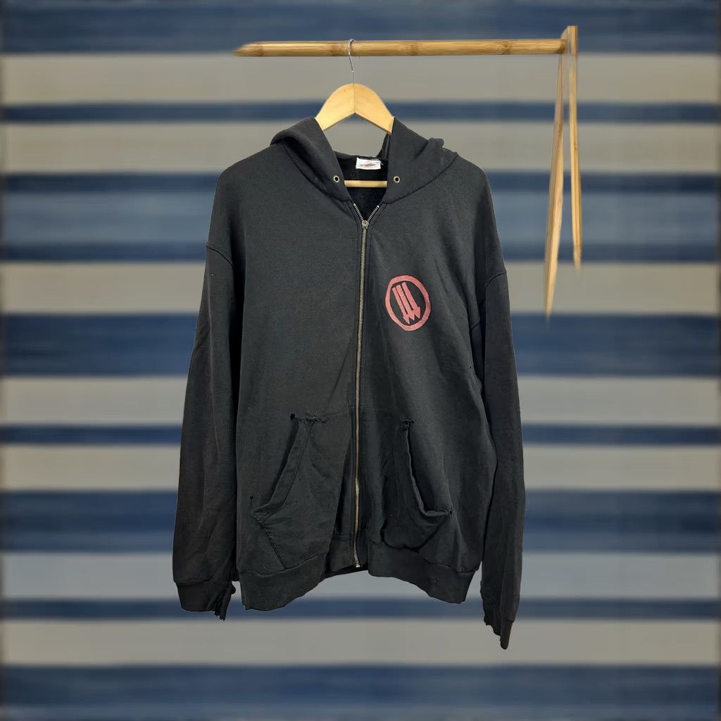 Fruit Of The Loom VTG Strike Anywhere To Live In Discontent Album Tour Faded Worn Zip Hoodie XL Mens Black Size US XL / EU 56 / 4 - 1 Thumbnail