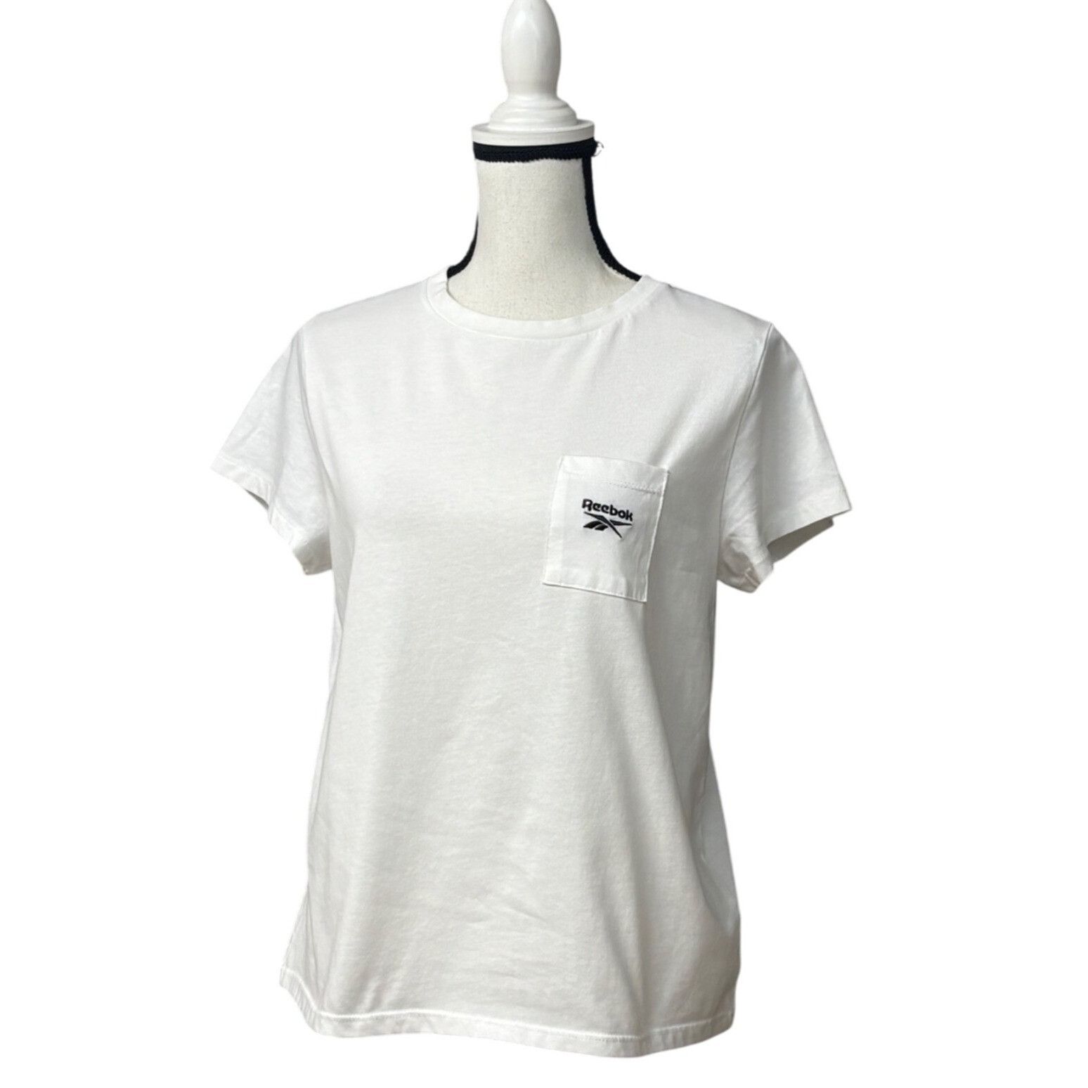 Reebok Reebok Women's Active Small-Logo Pocket Cotton T-Shirt, Whit Size L / US 10 / IT 46 - 3 Thumbnail