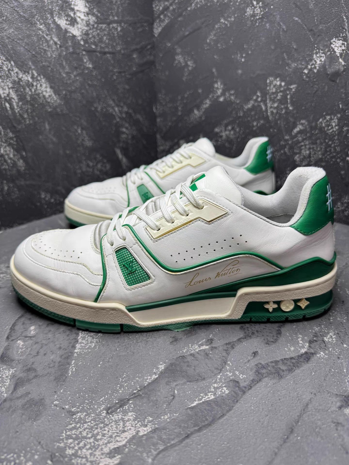 Louis Vuitton LV Trainer White & Green First Release Q10 Size US 8.5 / EU 41-42 - 2 Thumbnail