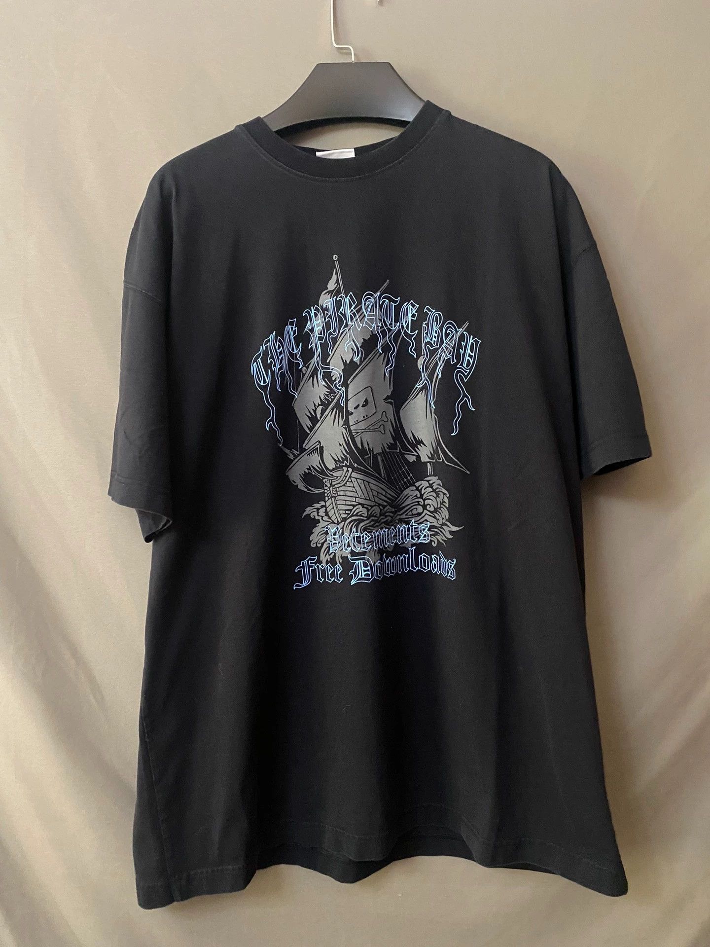 Vetements Vetements Pirate Bay T-shirt | Grailed