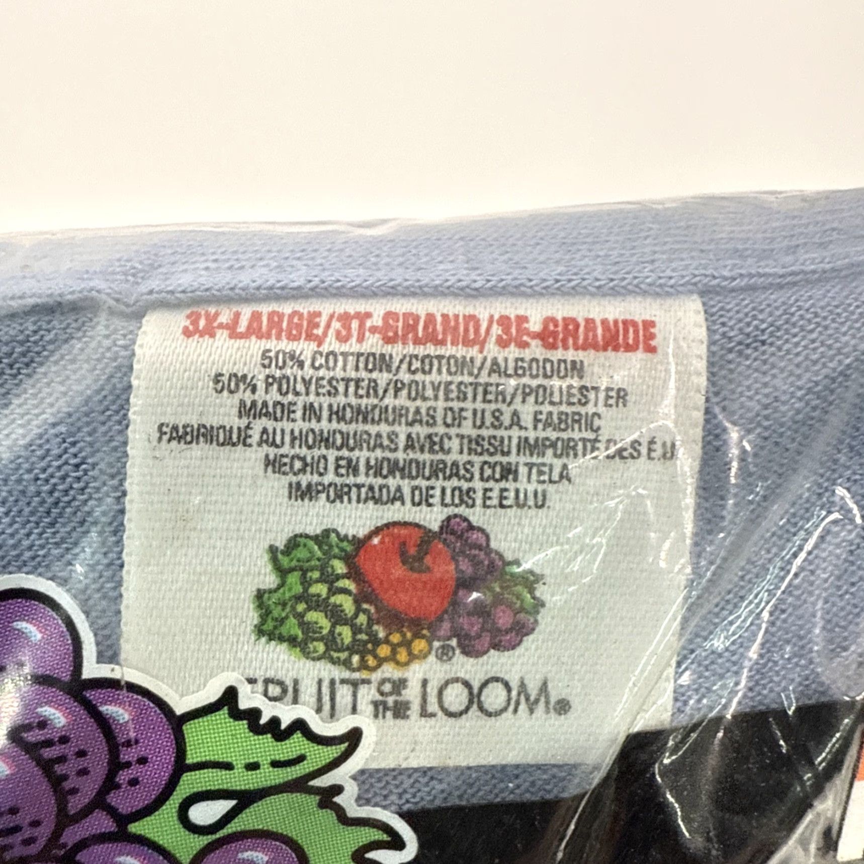 Fruit Of The Loom VINTAGE Fruit of the Loom Blue Pocket T Shirt 3XL Men's Regular Crew Neck Pocketed Solid Cotton Polyester Short Sleeve 1990s Size US XXL / EU 58 / 5 - 4 Thumbnail