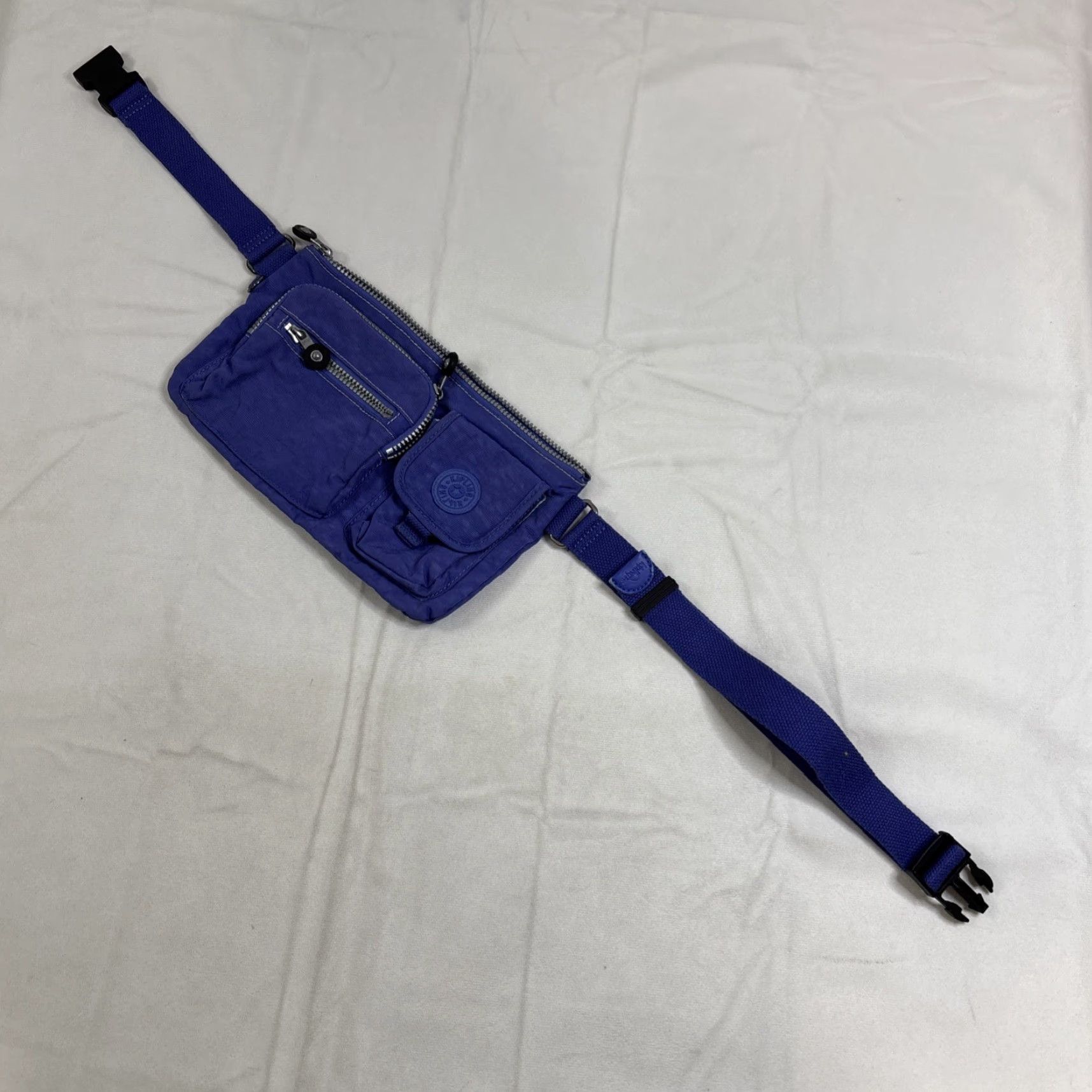 Vintage Kipling Blue Nylon Fanny Pack/Belt Bag Multi Pocket Travel Everyday Purse Crossbody Women's Medium Blue Nylon Bag Black/Gray Lining Pockets Size ONE SIZE - 4 Thumbnail