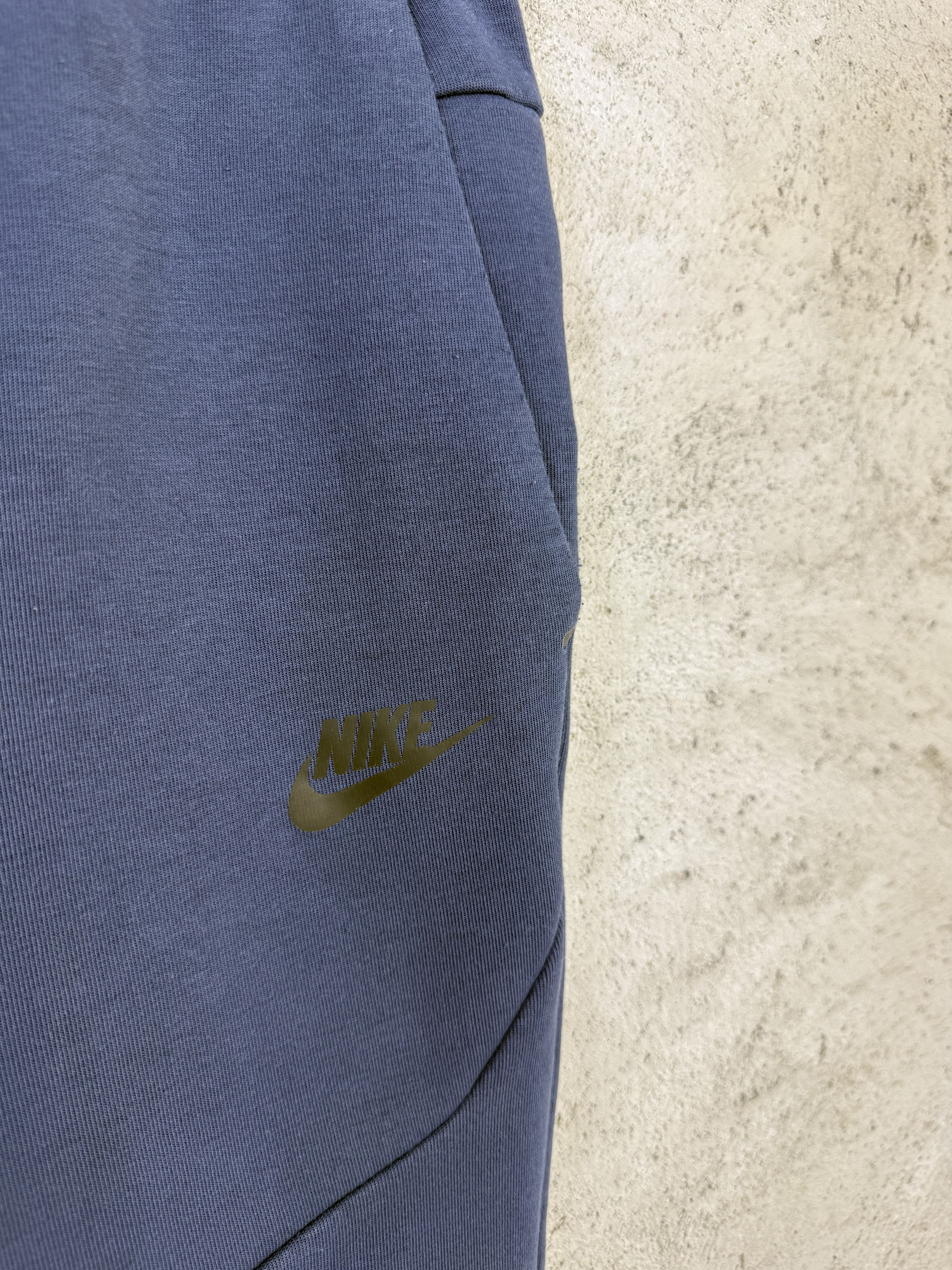 Nike Nike tech fleece sweatpants joggers drip drill trap Size US 28 / EU 44 - 2 Thumbnail