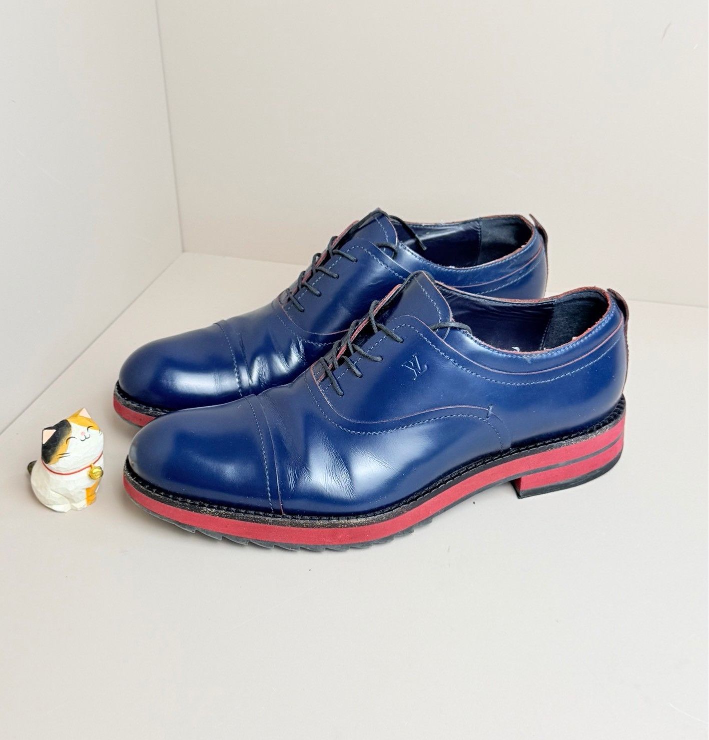 Louis Vuitton Louis Vuitton Blue Lowtop Sneakers 8 Men Size US 8 / EU 41 - 1 Thumbnail
