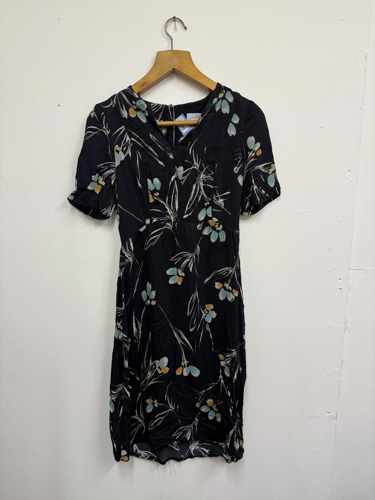 Jigsaw Jigsaw Black Floral Midi Dress with Puff Sleeves Size XS / US 0-2 / IT 36-38 - 1 Thumbnail