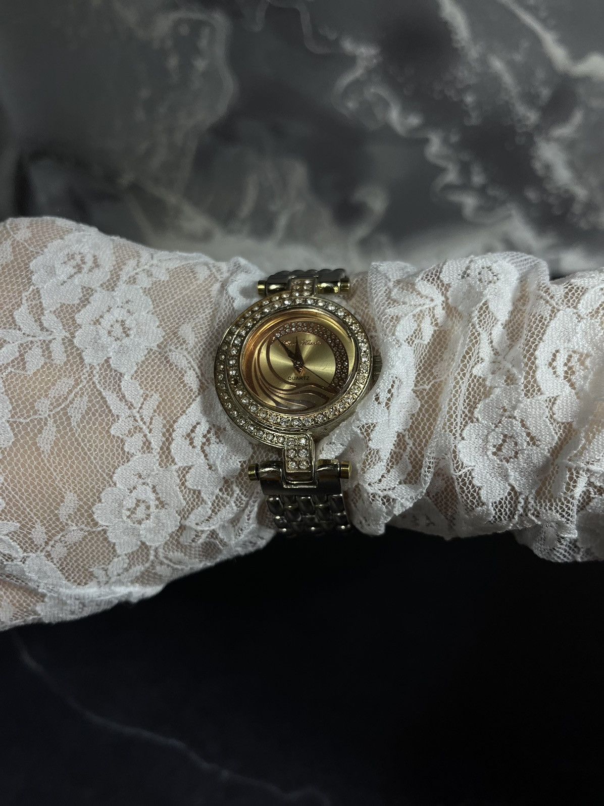 Jewelry Gold-Tone Rhinestone Watch, Japan Quartz, Vintage Style Size ONE SIZE - 4 Thumbnail