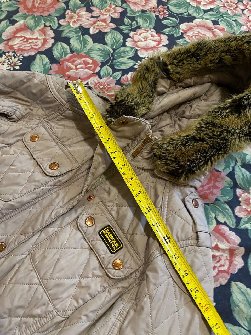 Barbour Y2K Womens Down Jacket Logo Barbour Streetwear Size M / US 6-8 / IT 42-44 - 13 Thumbnail