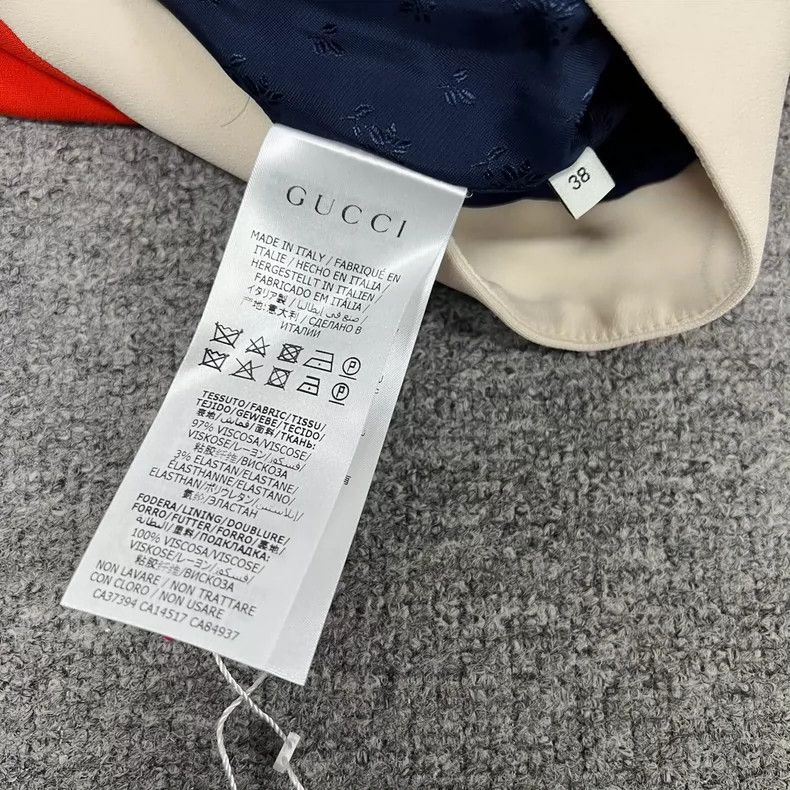 Gucci Gucci Size 38 Golden button orange cardigan jacket size 38 Size US XXS / EU 40 - 7 Thumbnail