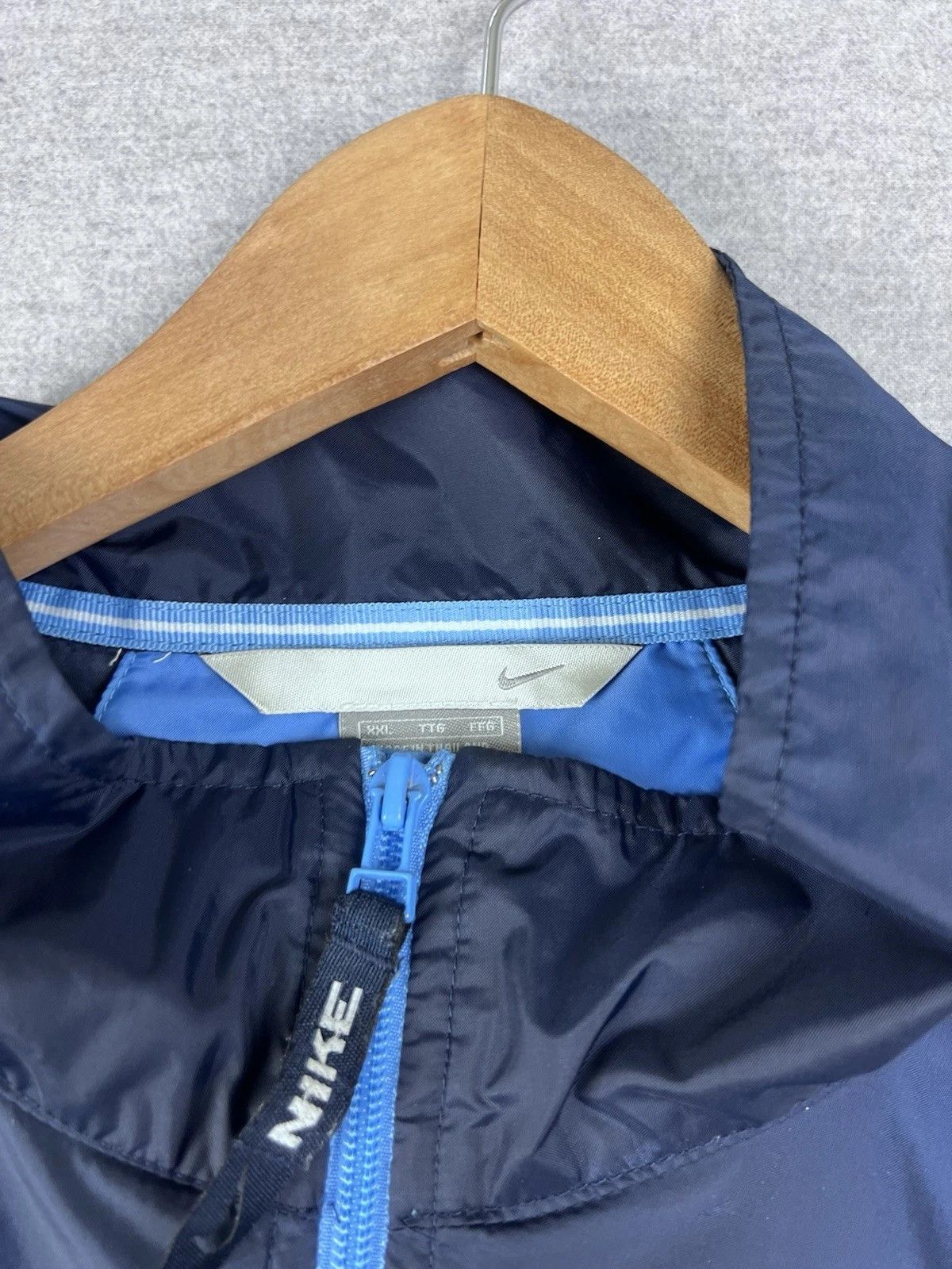 Nike Vintage Nike Mens XXL Mini Swoosh Spell Out Windbreaker Size US XXL / EU 58 / 5 - 6 Thumbnail