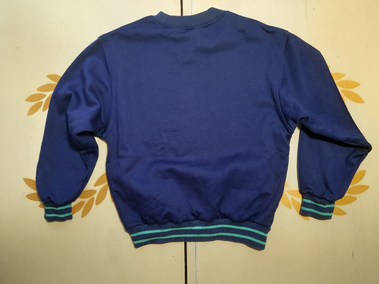 Adidas × Vintage Adidas Sweatshirt 90's Vintage Japanese Tags Size US S / EU 44-46 / 1 - 7 Thumbnail