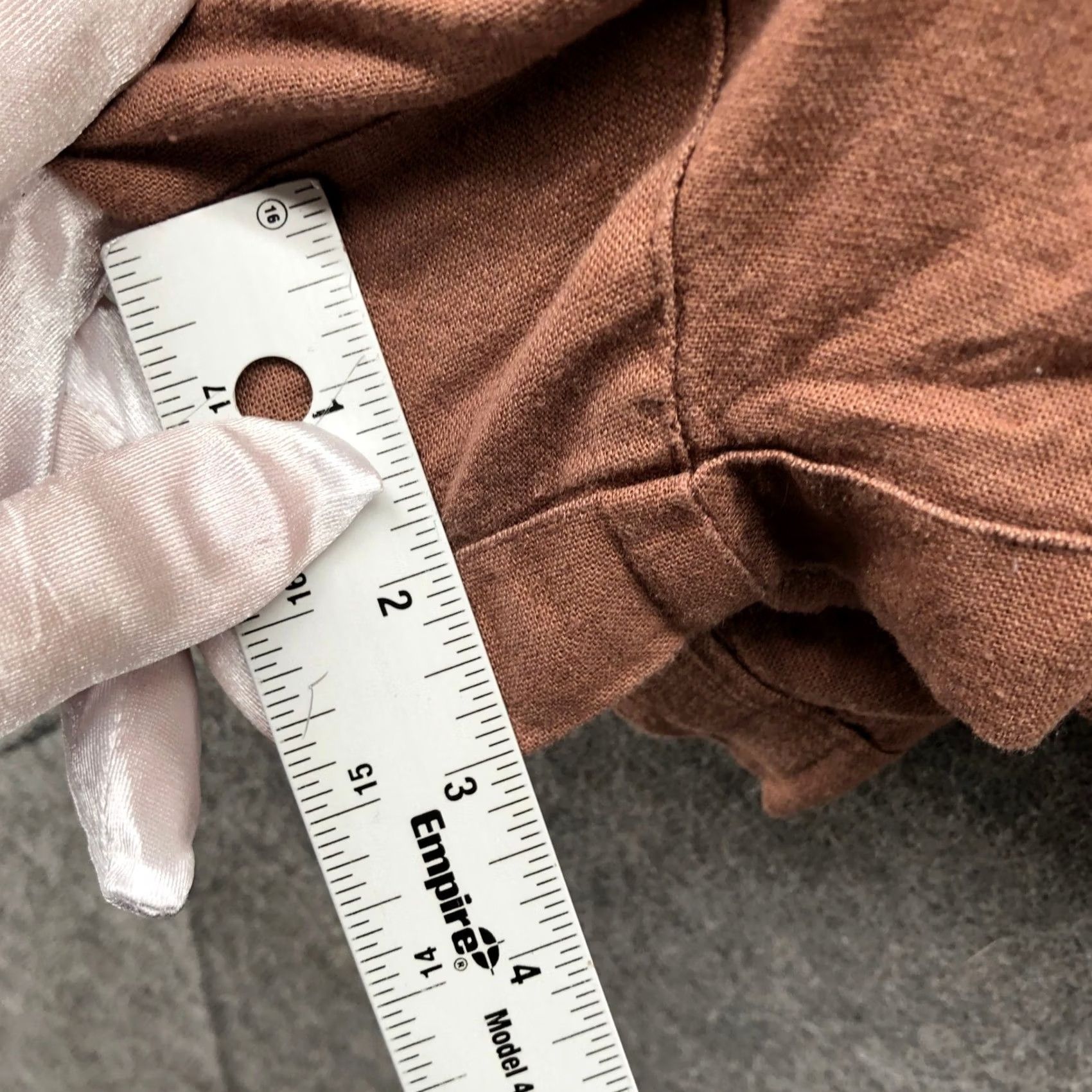 Old Navy Old Navy High Rise Linen Blend Shorts Womens 2X Brown Pull On Relaxed 3'' Size 40" / US 18 - 7 Thumbnail