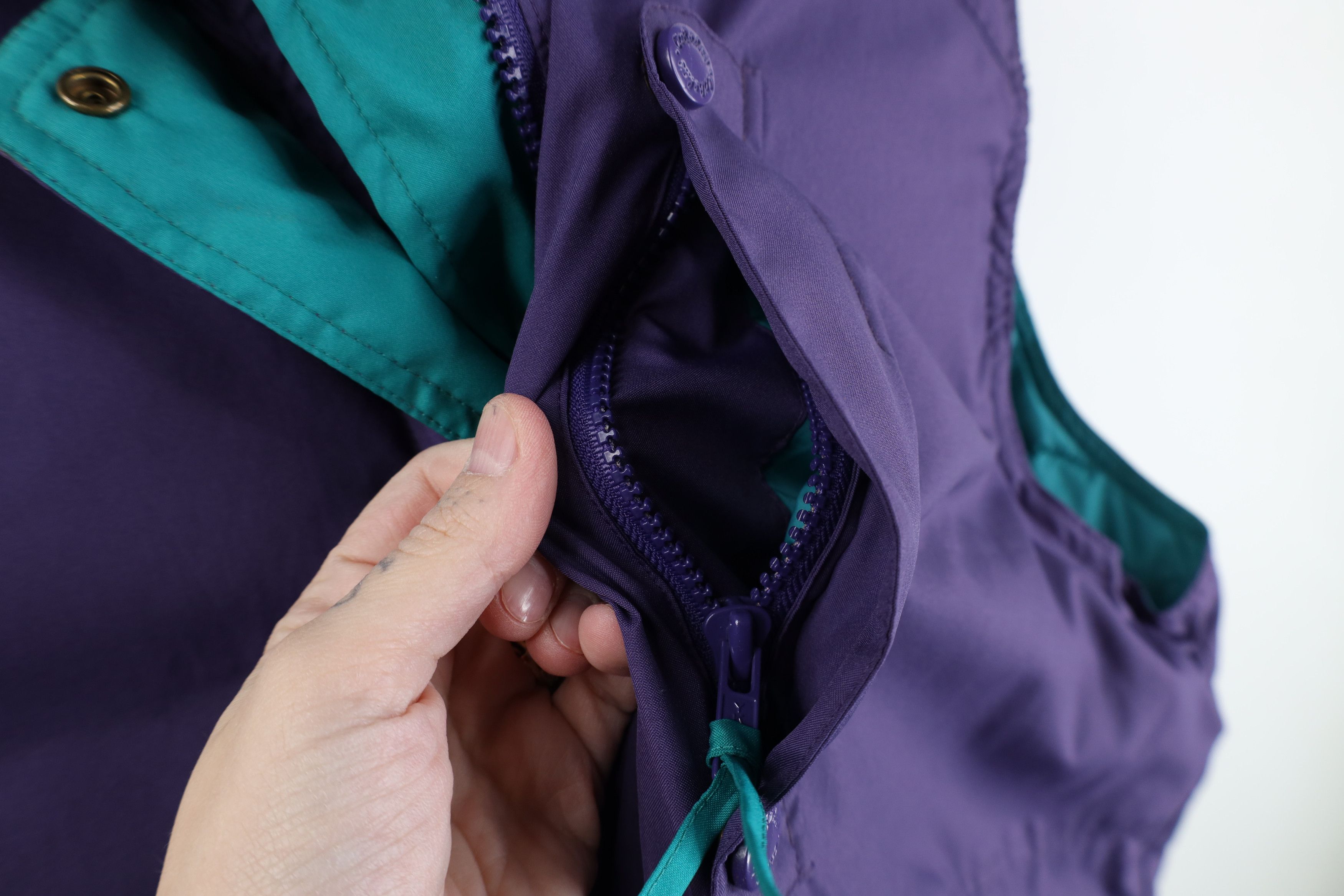Cabelas Vintage 90s Cabelas Duck Down Puffer Vest Jacket Purple Size XL / US 12-14 / IT 48-50 - 6 Thumbnail