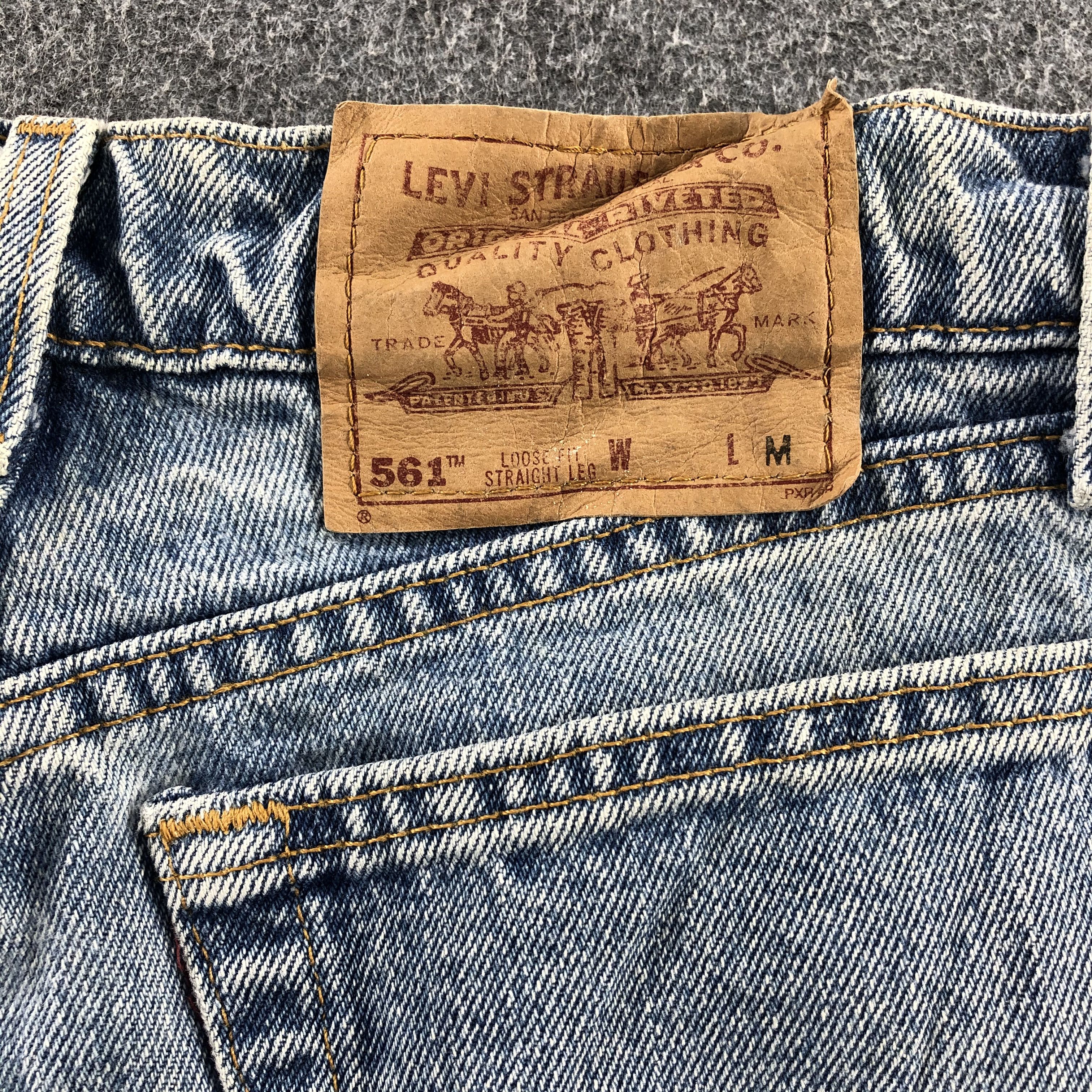 Levi's Vintage 90s Light Wash Levis 561 Jeans-J1208 Size US 31 - 5 Thumbnail