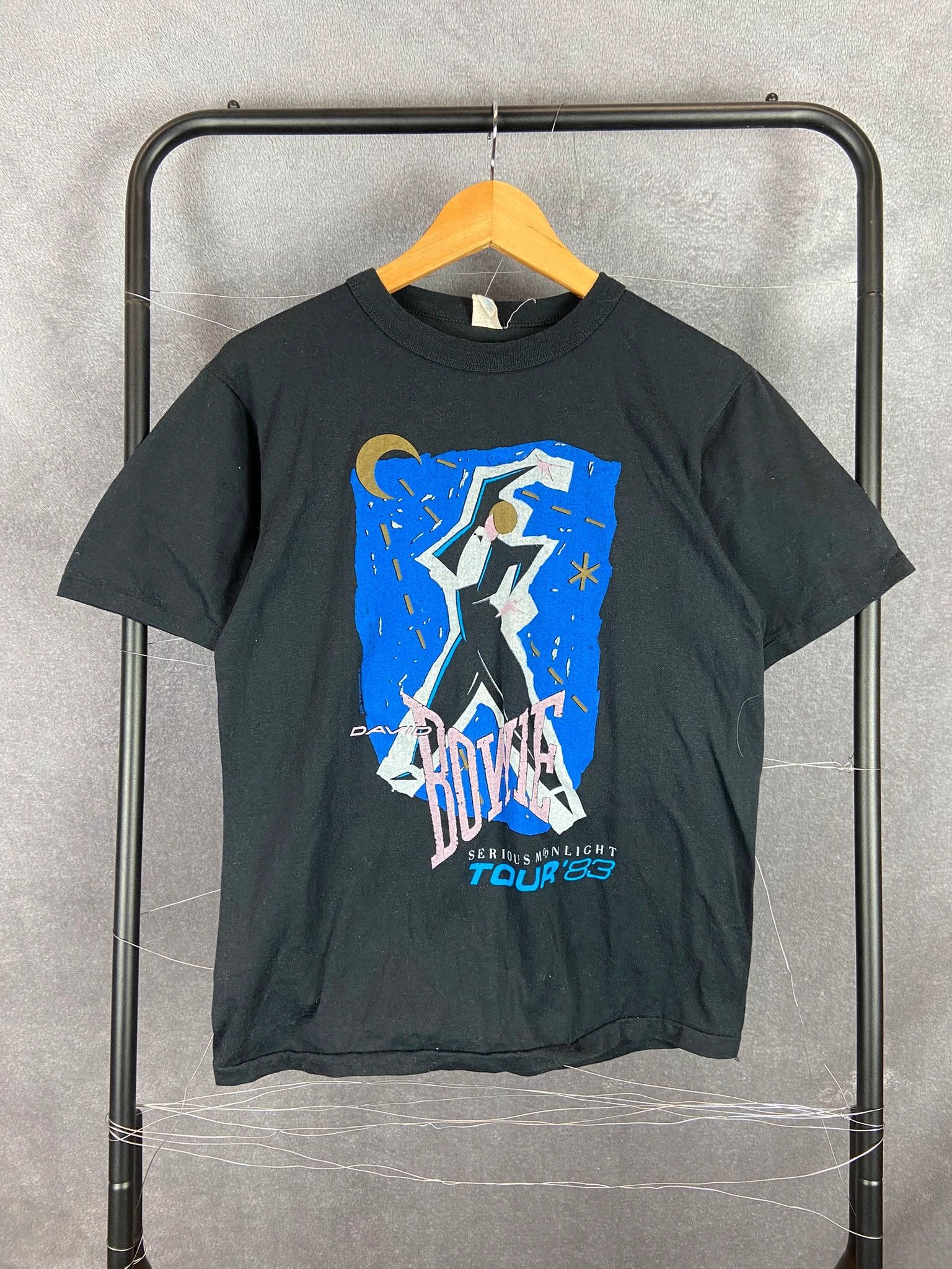 Vintage David Bowie 1983 Serious Moonlight Tour Tee L Size US L / EU 52-54 / 3 - 1 Thumbnail