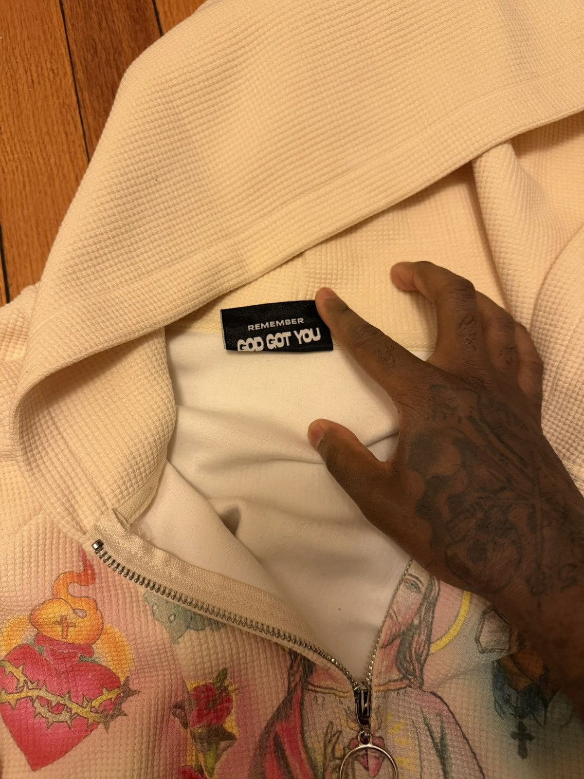 Other RIGHTEOUS RISEN KING ZIP UP HOODIE CREAM Size US L / EU 52-54 / 3 - 3 Thumbnail