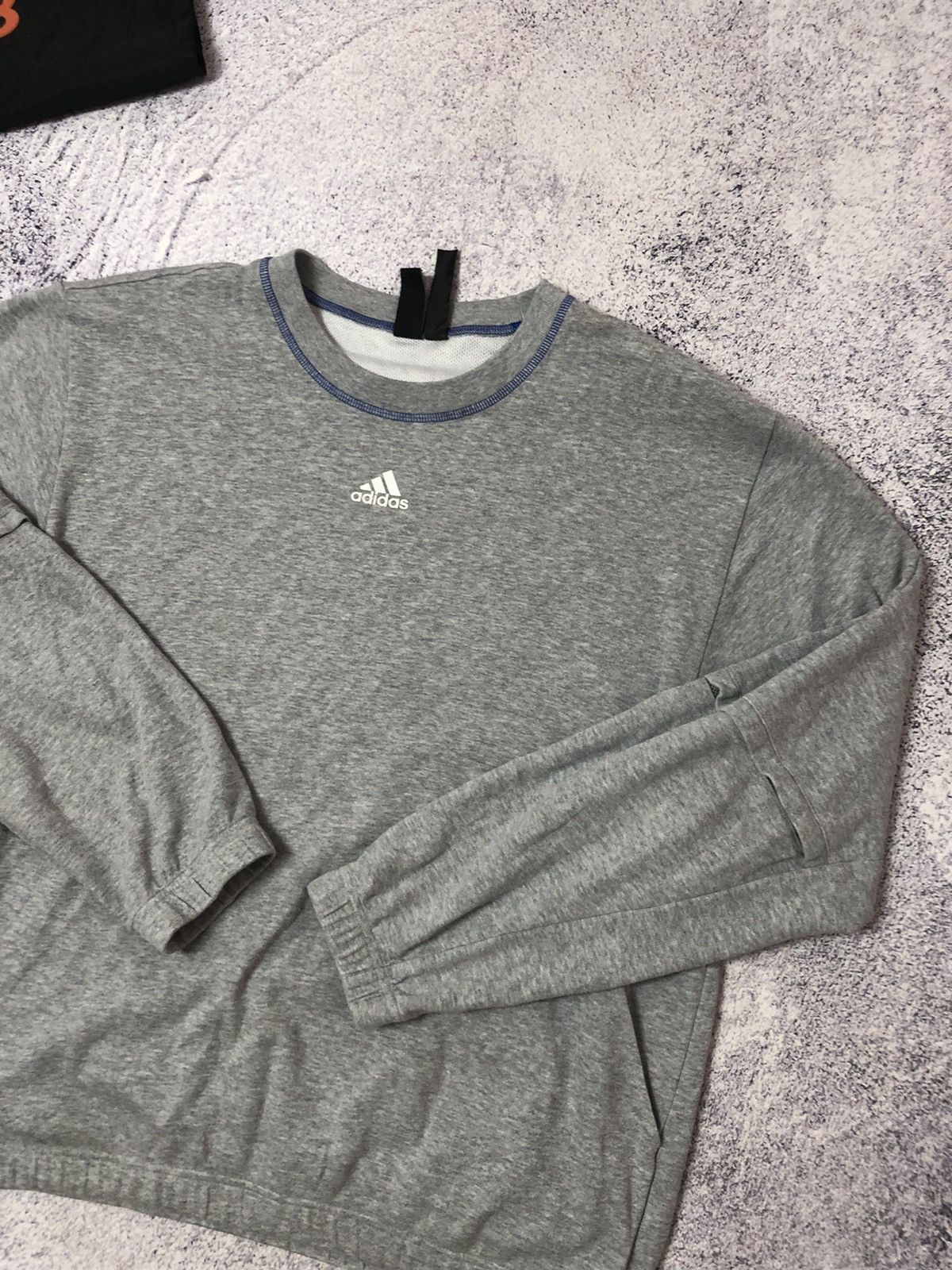 Adidas Men’s sweater adidas size L Size US L / EU 52-54 / 3 - 2 Thumbnail