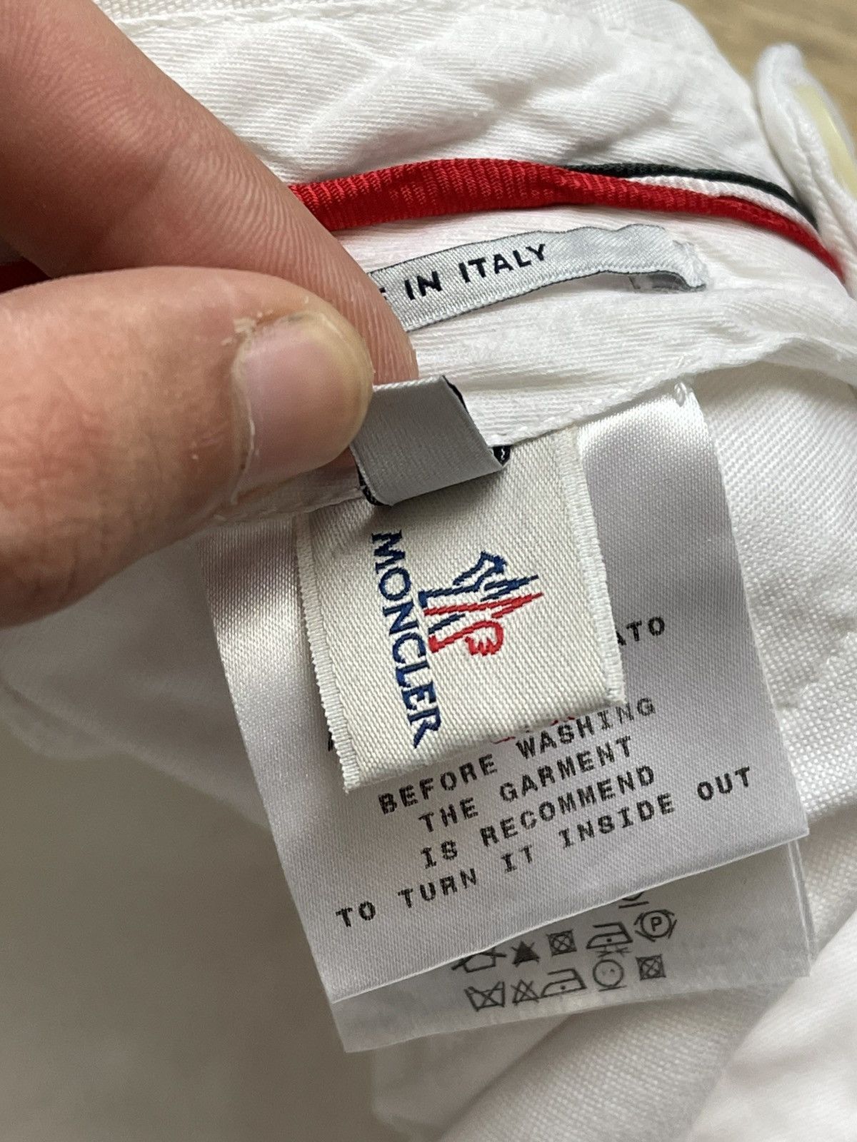 Moncler Moncler Gamme Bleu Bermuda Cargo Shorts Italy Size US 30 / EU 46 - 19 Thumbnail