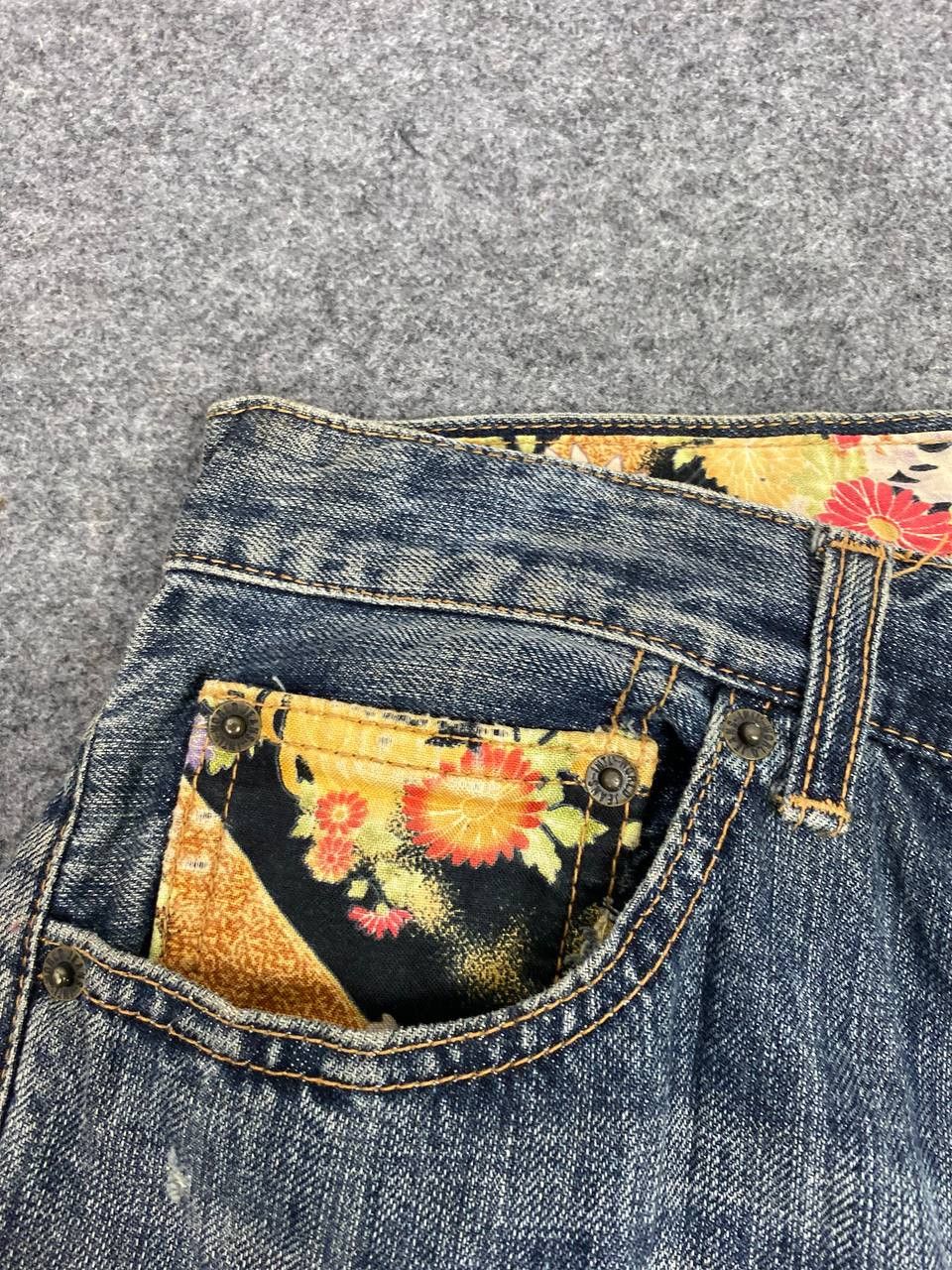 Japanese Brand japanese brand floral design trim distressed denim Size US 30 / EU 46 - 11 Thumbnail