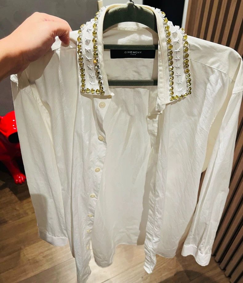 Givenchy Givenchy Runway Limited Edition Shirt with 45 cm Shoulder Size US XL / EU 56 / 4 - 1 Thumbnail