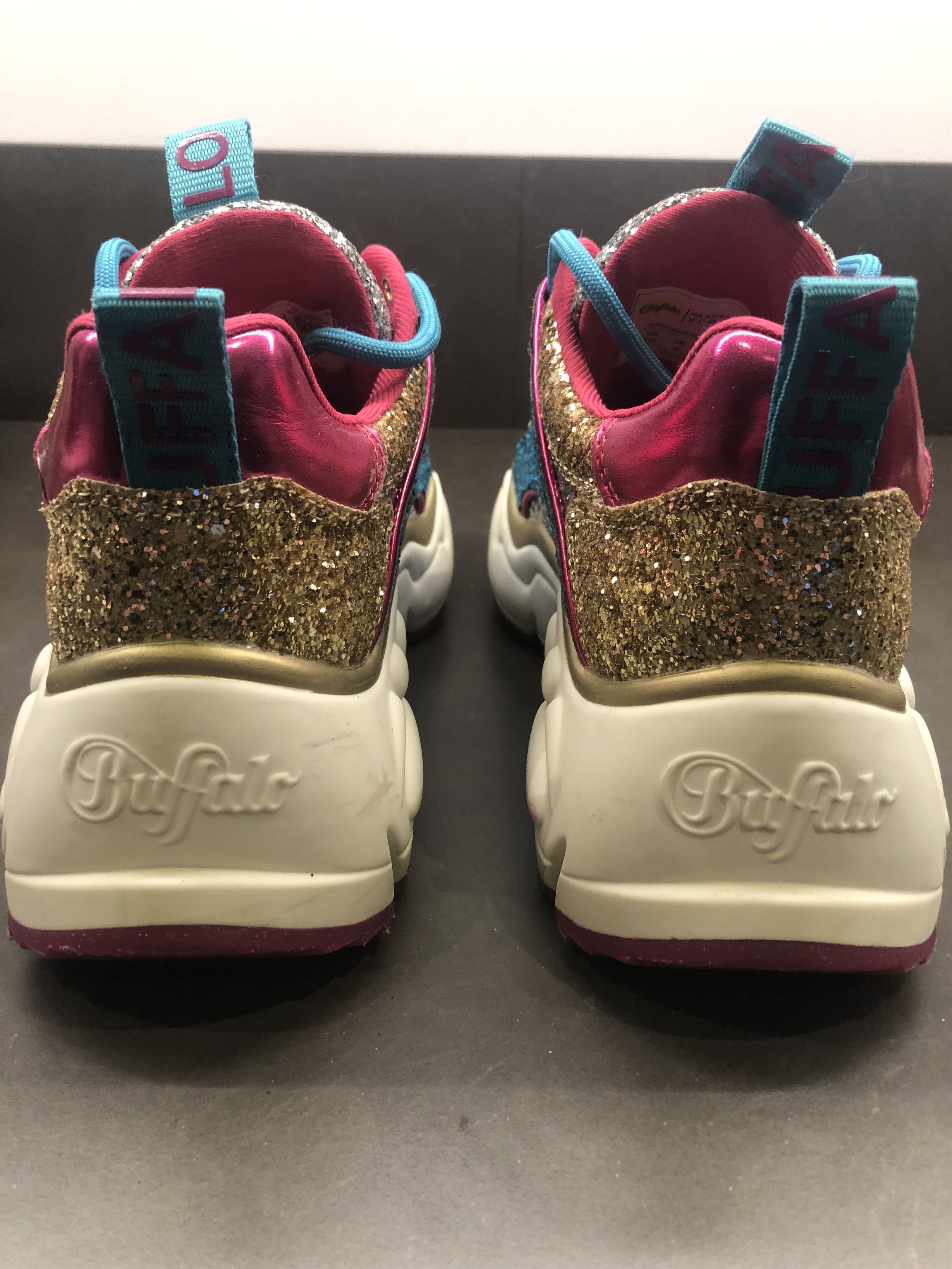 Buffalo London 🌟 Buffalo Binary Glam – Veganska Glitter-Sneakers 🌟 Size US 7 / IT 37 - 6 Thumbnail