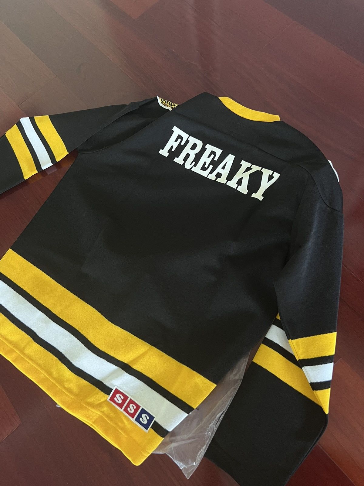 Supreme Supreme freaky hocky top jersey Size US M / EU 48-50 / 2 - 2 Thumbnail