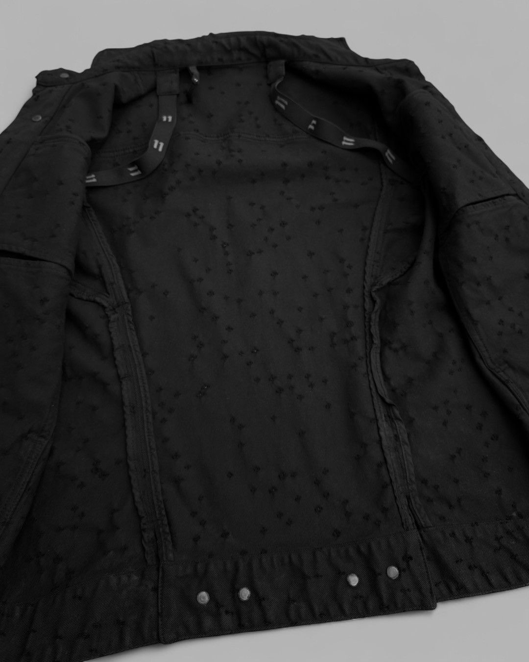 Boris Bidjan Saberi Boris Bidjan Saberi Waxed Distressed Jacket Size US S / EU 44-46 / 1 - 4 Thumbnail