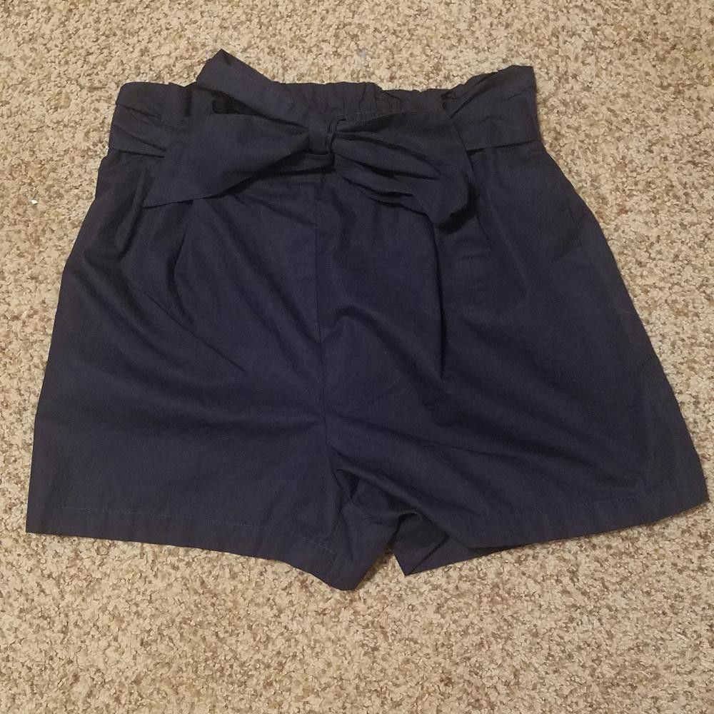 Zara Zara Blue Shorts Size Medium Size 32" / US 10 / IT 46 - 1 Thumbnail