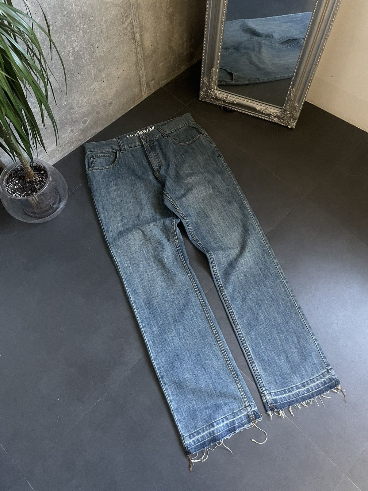 Japanese Brand Vintage Y2K Faded Baggy Skater Cyber Grunge Jeans Balenciaga Size US 33 - 2 Thumbnail