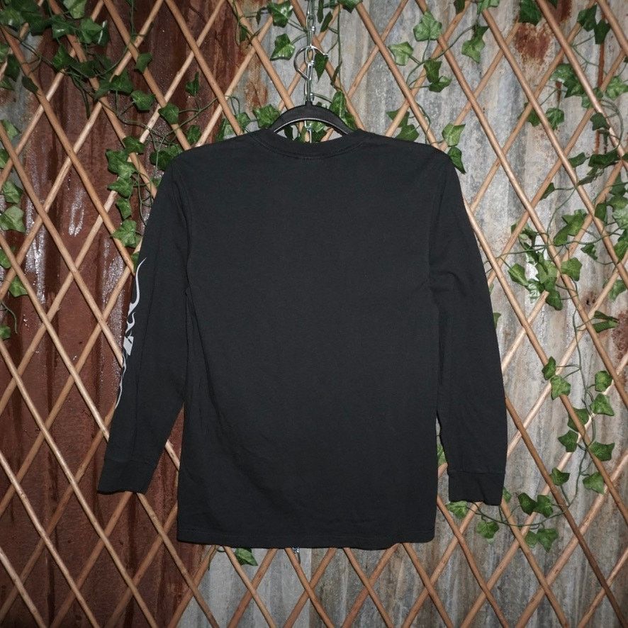 Nike Medium - Vintage Y2K nike flame 2000s gray tag youth t-shirt Size US M / EU 48-50 / 2 - 2 Thumbnail