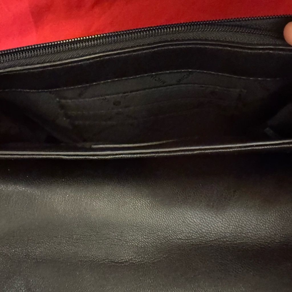 Michael Kors Michael Kors Quilted Black Crossbody Bag Size ONE SIZE - 4 Thumbnail