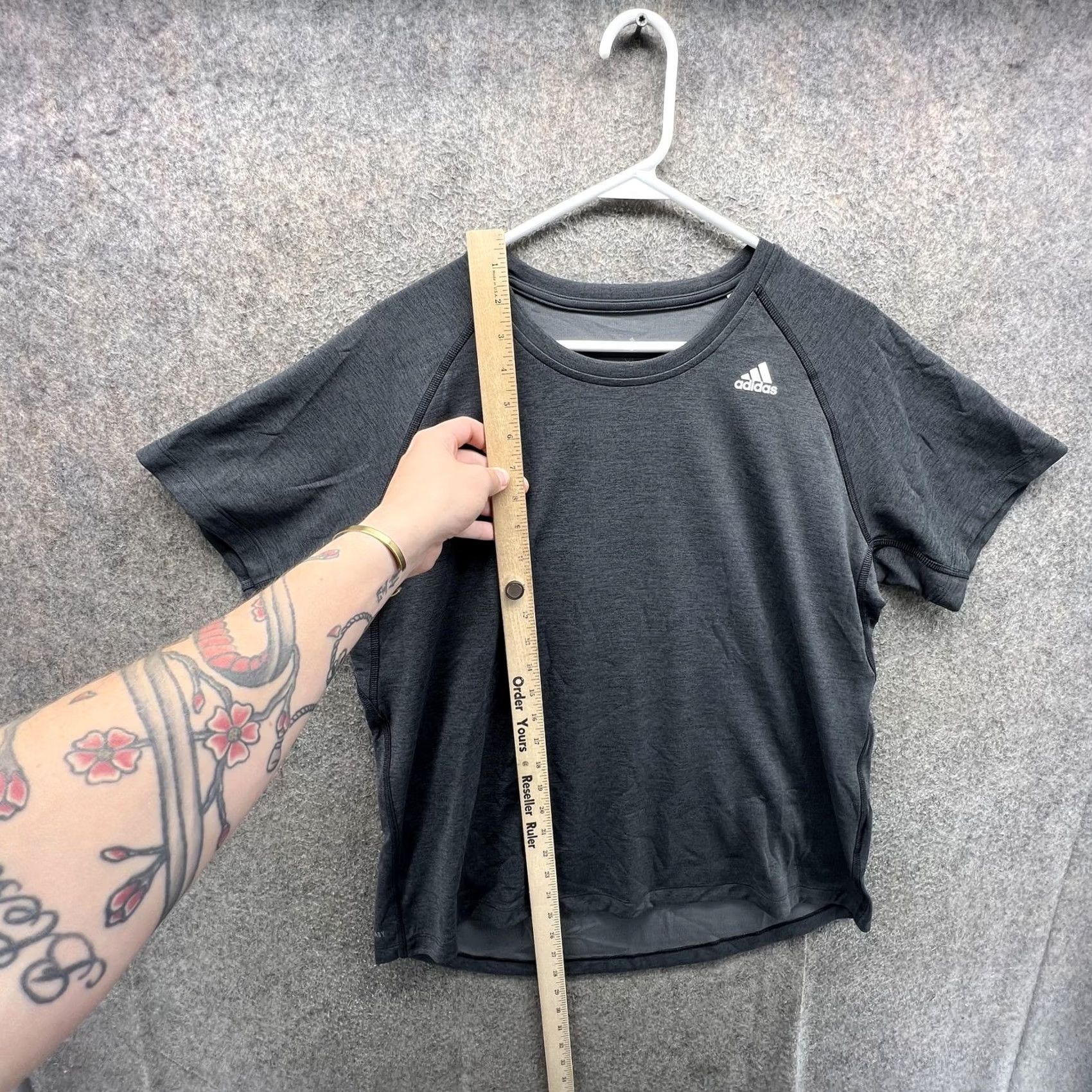 Adidas Adidas AEROREADY Shirt Mens XL Gray Raglan Performance Athletic Tee Jersey Shirt Size US XL / EU 56 / 4 - 5 Thumbnail