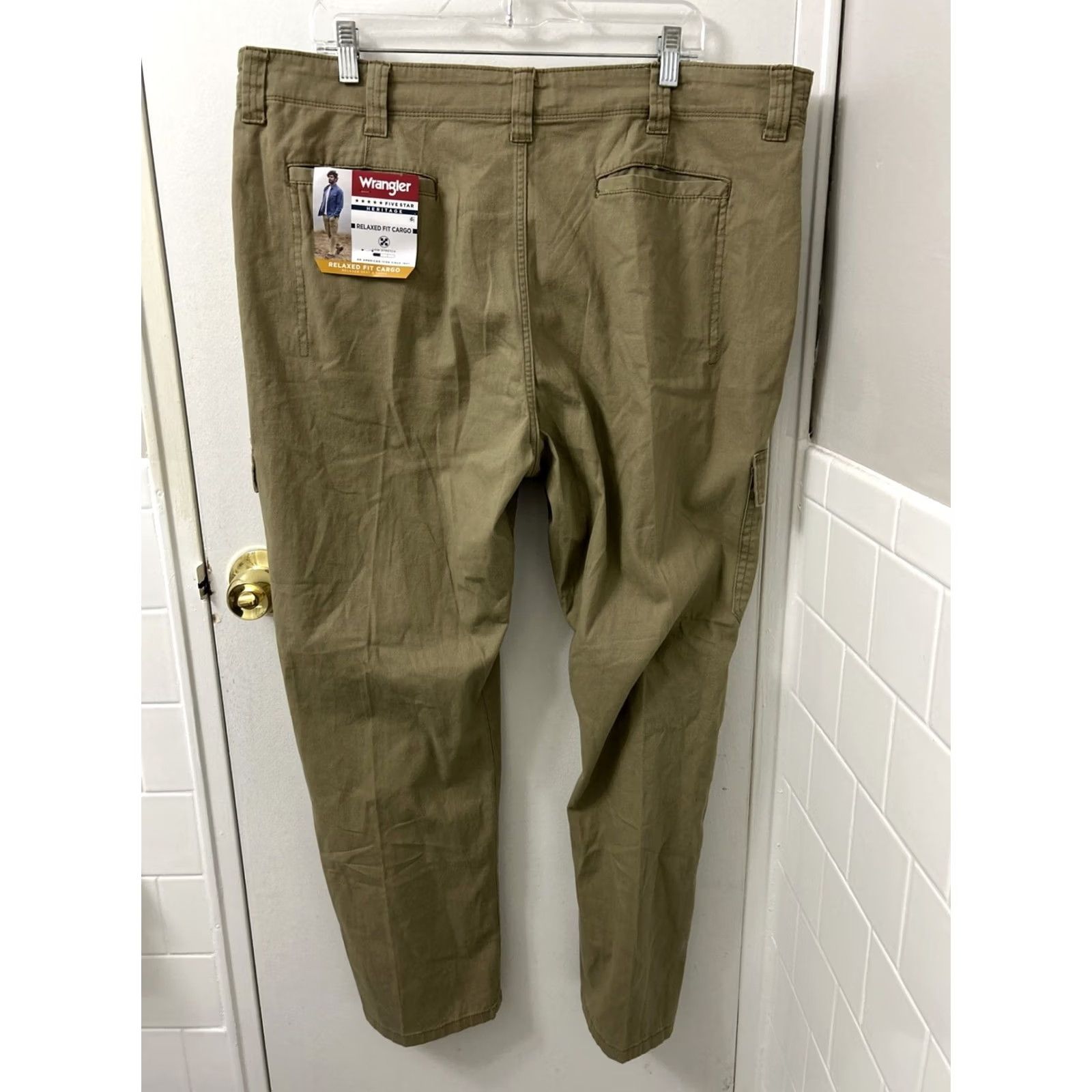 Wrangler VINTAGE Wrangler Five Star Cargo Pants Mens 40x30 Tan Brown Cotton Relaxed Fit Zipper Logo Flat Front Pockets Straight Leg NWT Size US 40 / EU 56 - 5 Thumbnail