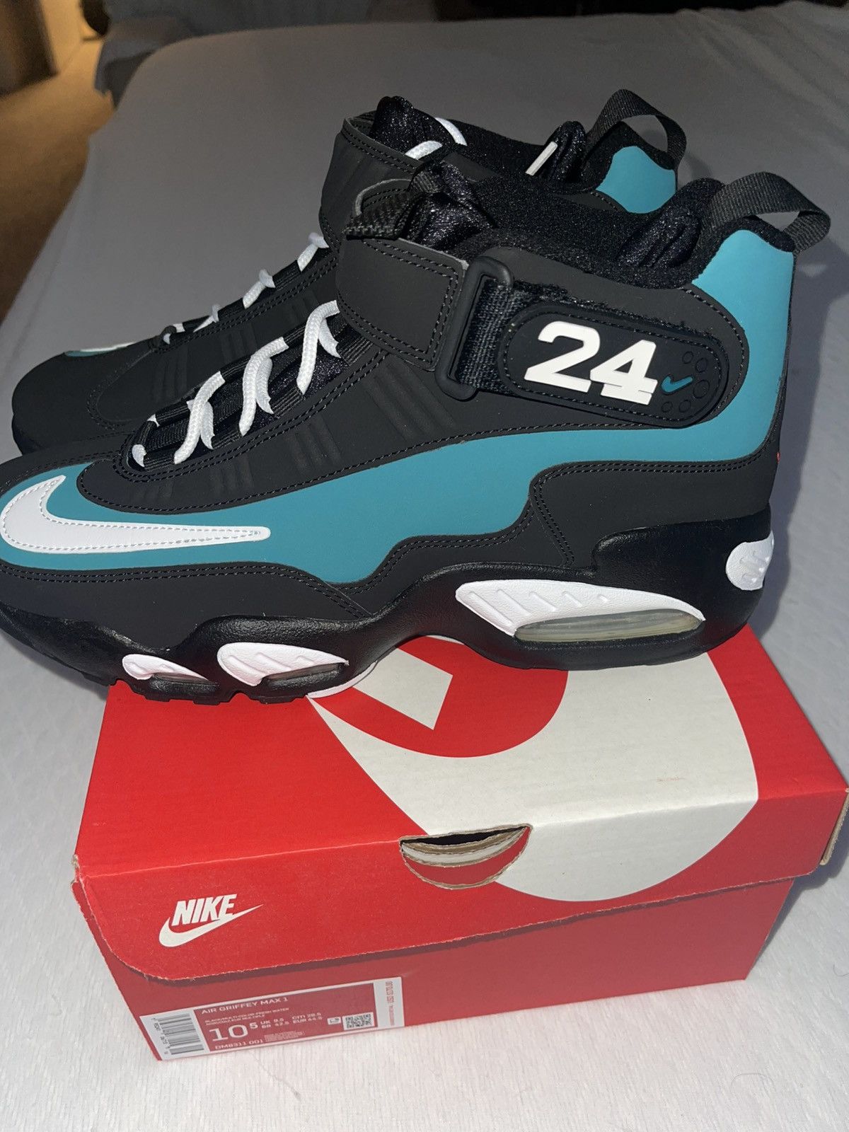 Nike DS AIR GRIFFY MAX 1 FRESHWATERS 10.5 W/OG BOX Size US 10.5 / EU 43-44 - 3 Thumbnail